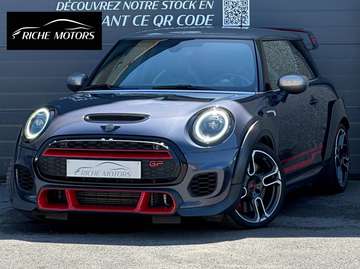 GP 3 / LIMITED EDITION 1 OF 3000