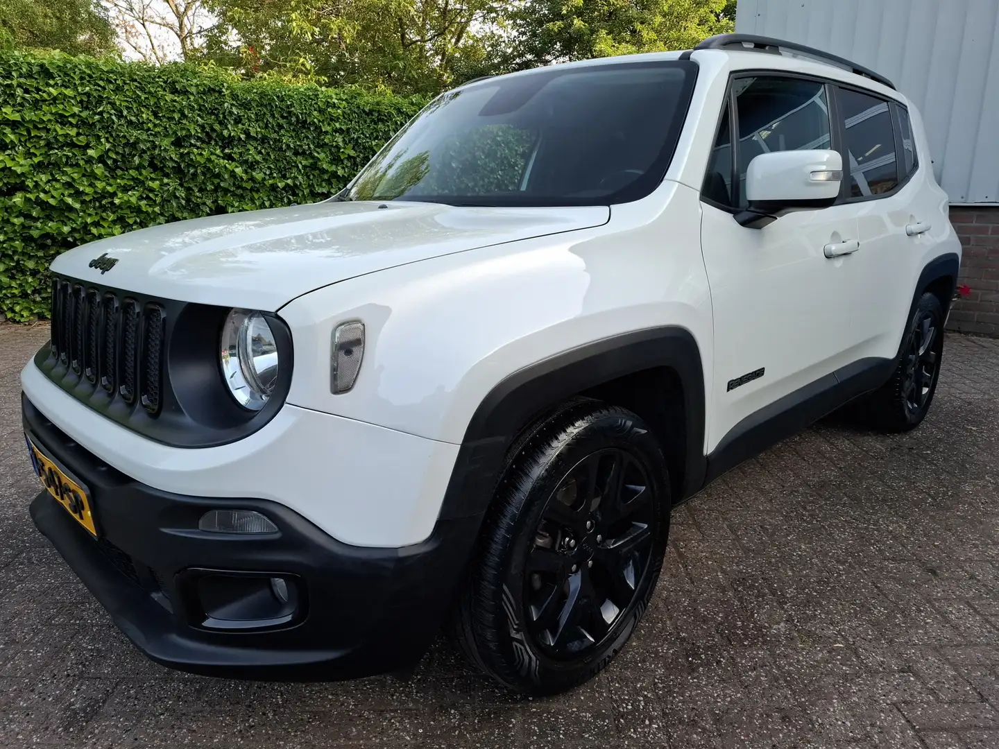 Jeep Renegade 1.6 E-torq Night Eagle Longitude GRIJS KENTEKEN LP Blanc - 1