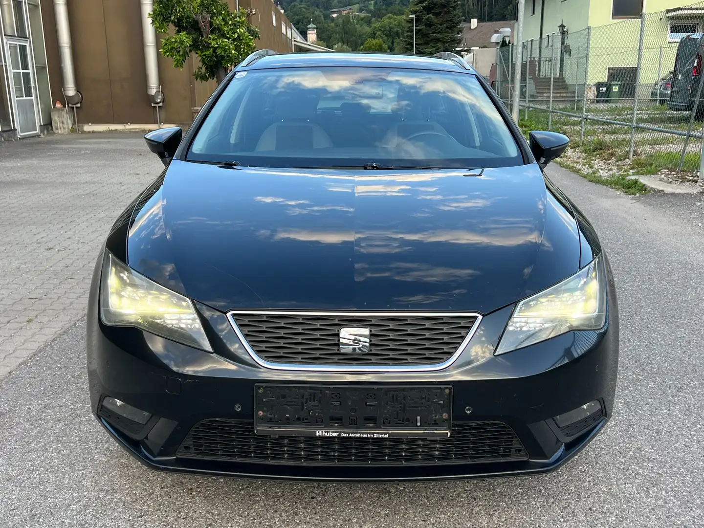 SEAT Leon Style 4Drive LED-Scheinwerfer PDC* Schwarz - 2