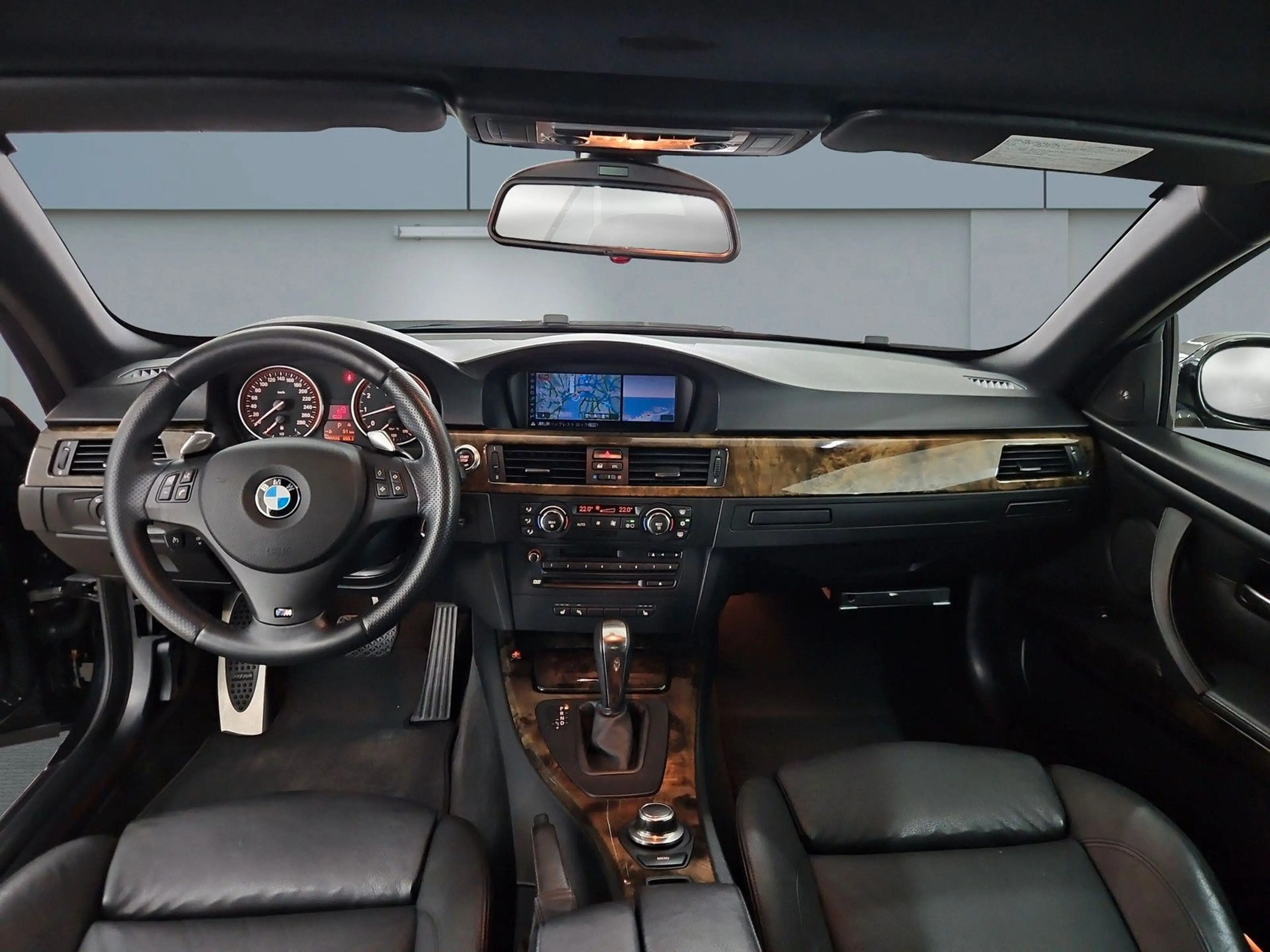 BMW 335 iA M-Paket Cabrio PDC*XEN*MEM*NAV*SHZ*KAM*TEM — photo 11