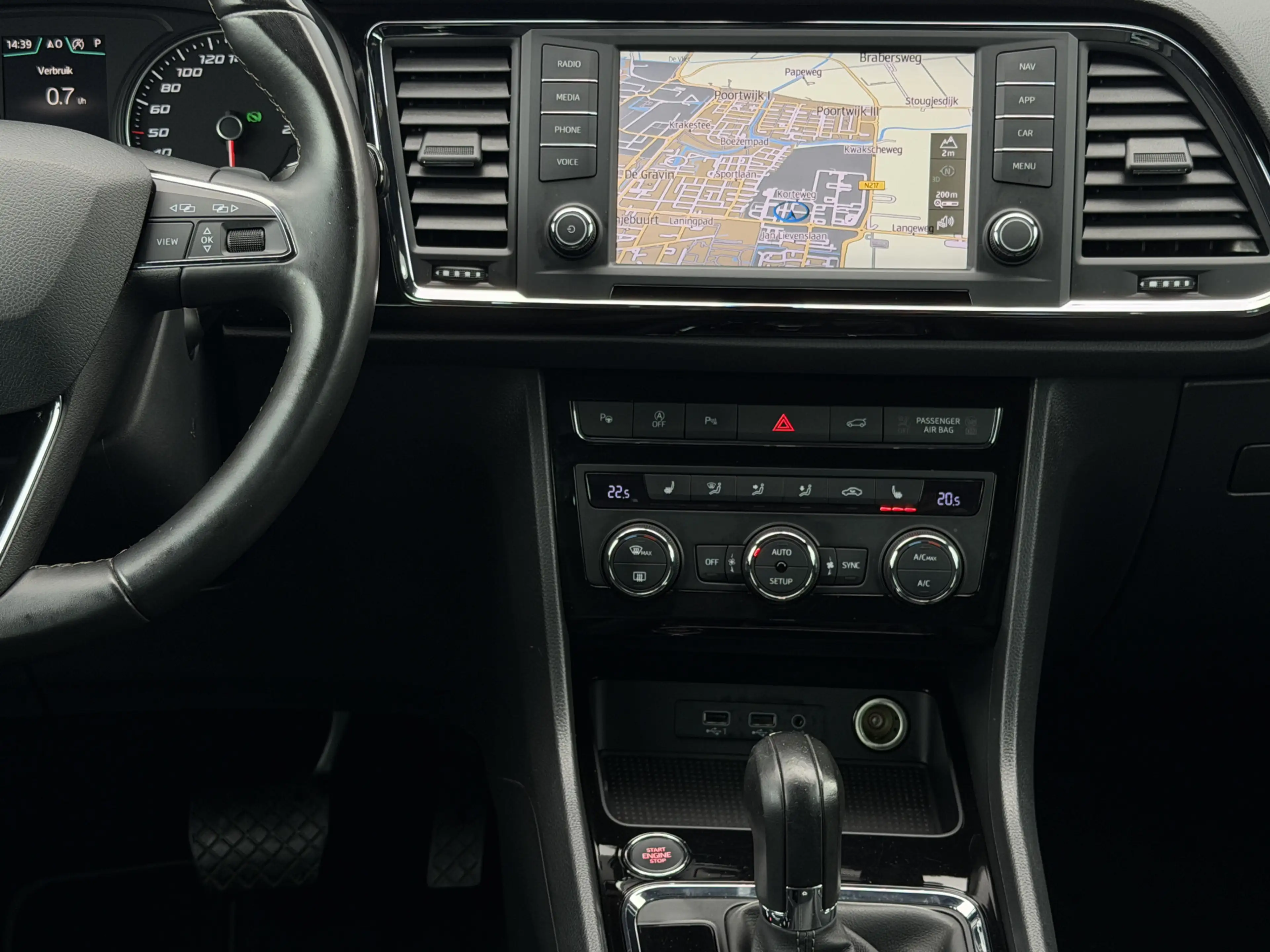 SEAT Ateca 1.5 TSI Business Intense Automaat/Pano/Trekhaak. — photo 13