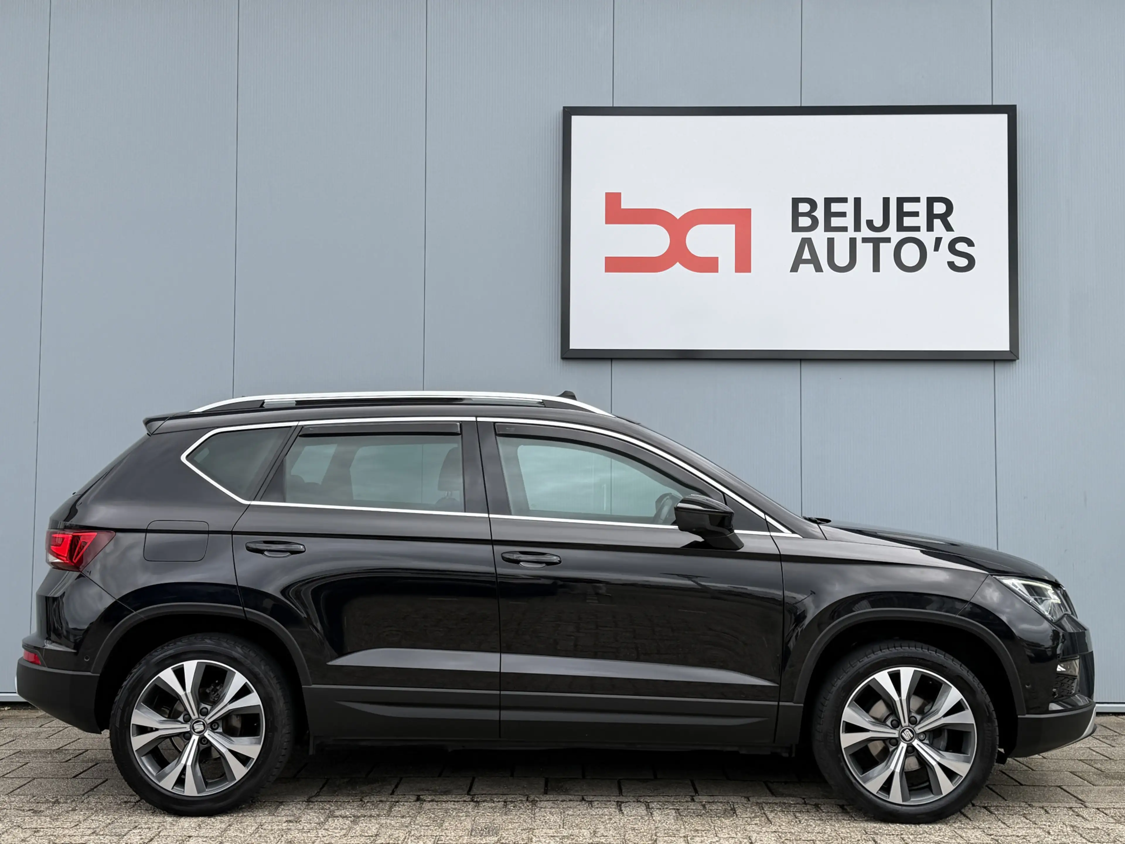 SEAT Ateca 1.5 TSI Business Intense Automaat/Pano/Trekhaak. — photo 5