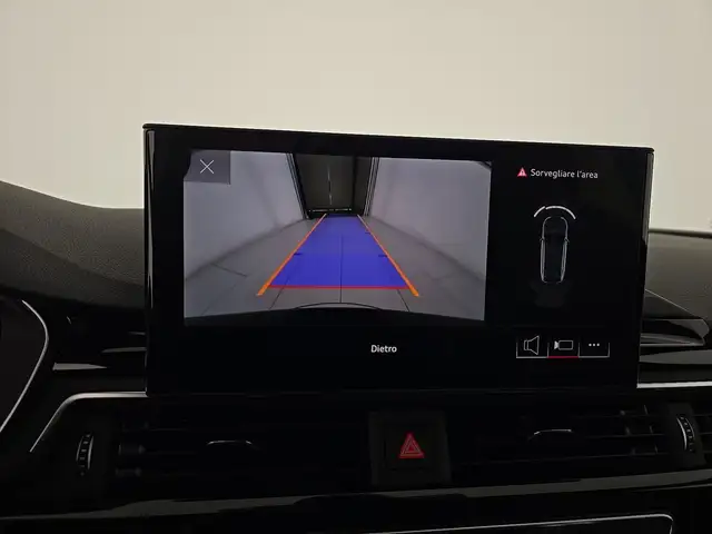 Audi A4 Avant view 13