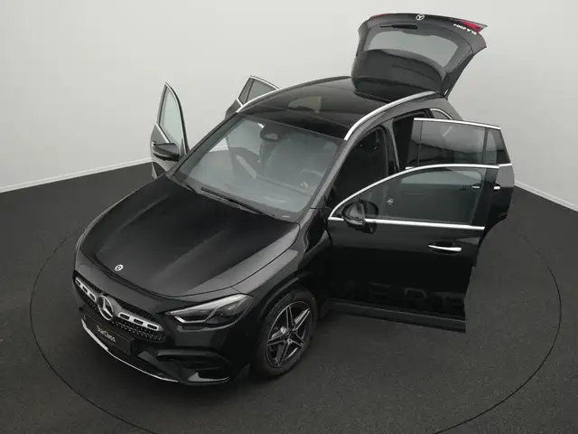 Mercedes-Benz Gla view 14
