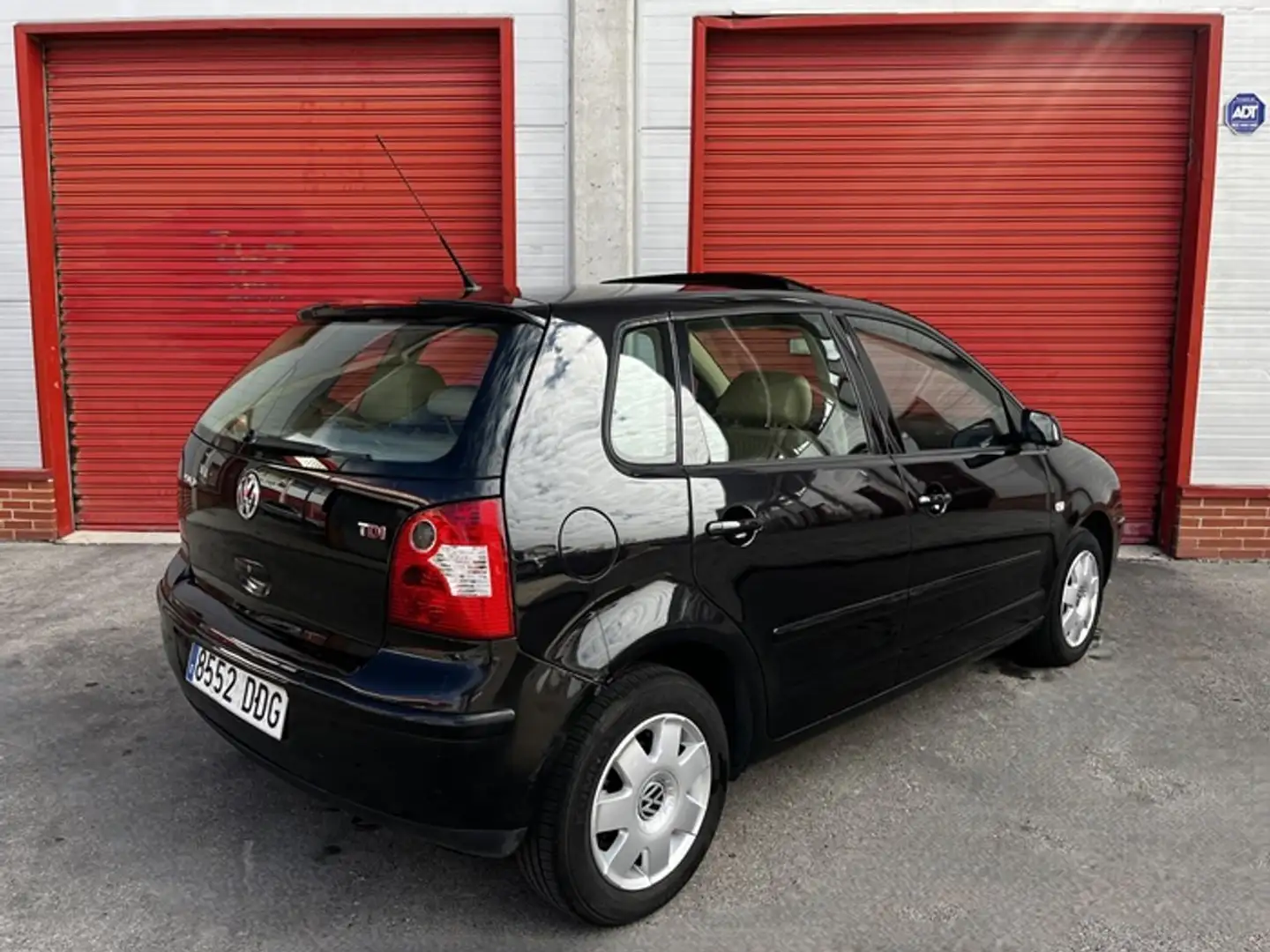 Volkswagen Polo 1.9SDI Match Azul - 2