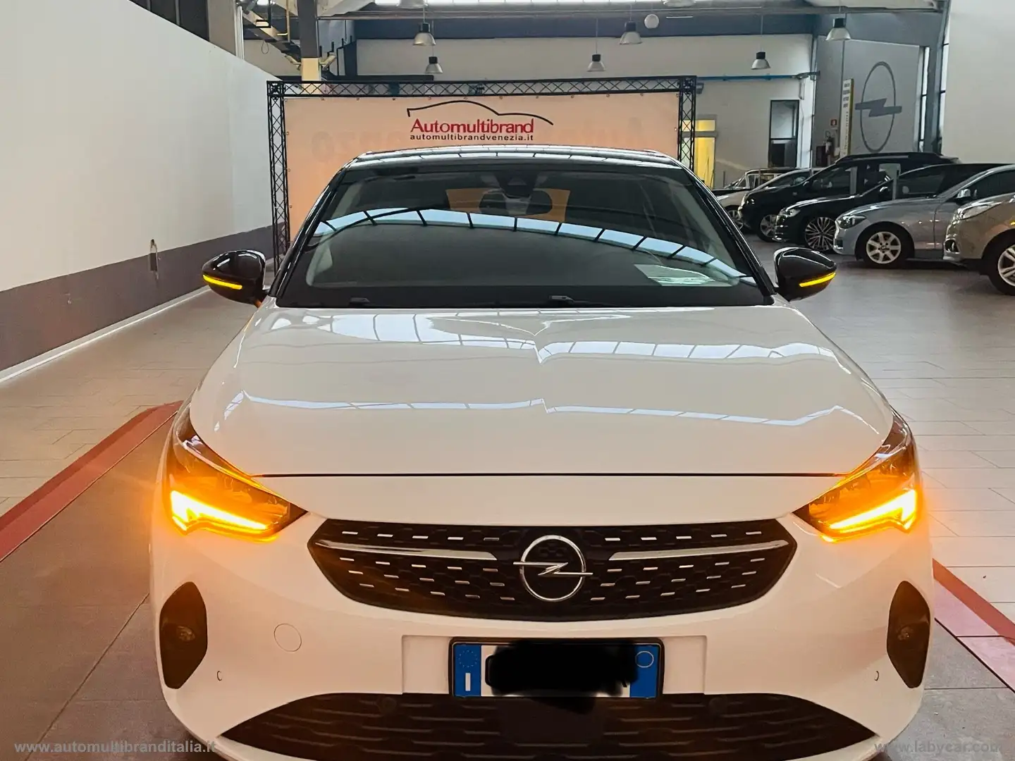 Opel Corsa-e 5p. Elegance+PACK Bianco - 2