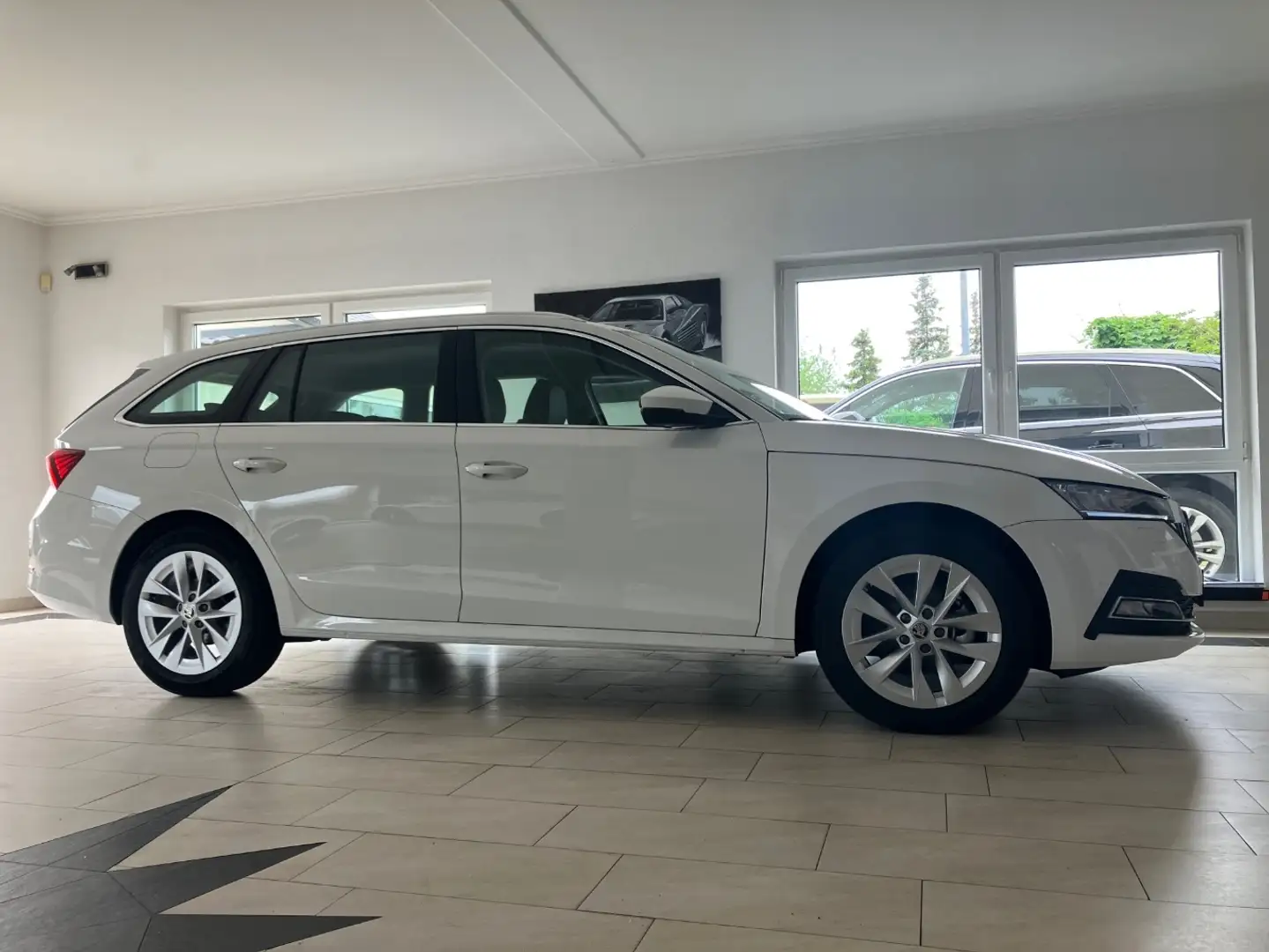 Skoda Octavia Style 1.5 TSI e-TEC Mild-Hybrid Virtual Wit - 2