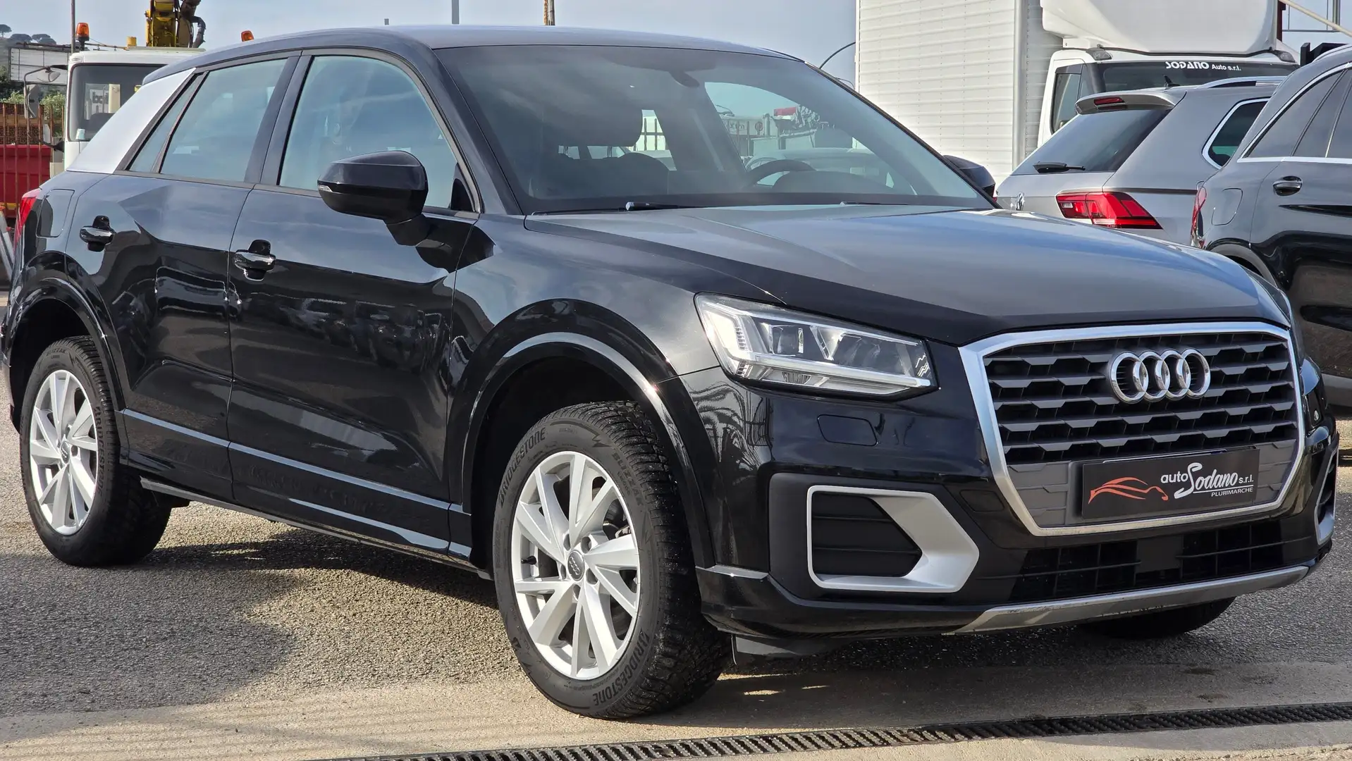 Audi Q2 2.0 TDI ADMIRED S TRONIC SPORT Nero - 2