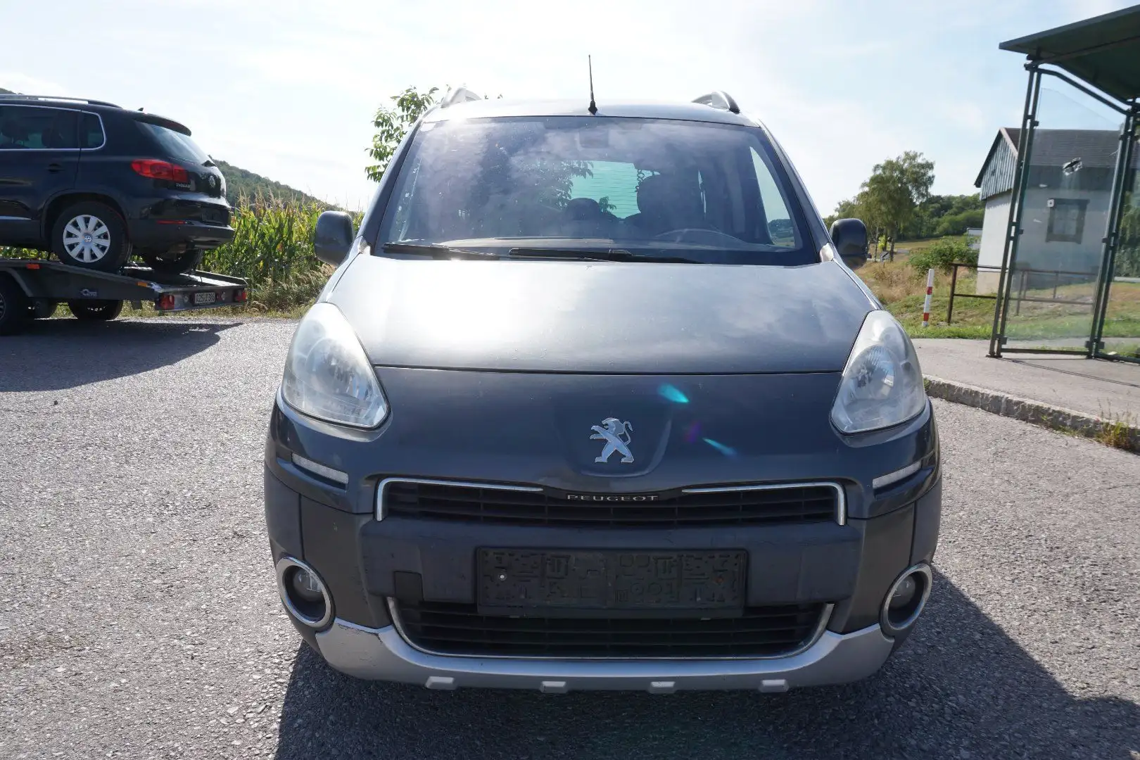 Peugeot Partner Tepee Outdoor 1.6 HDi 115 FAP Grau - 1