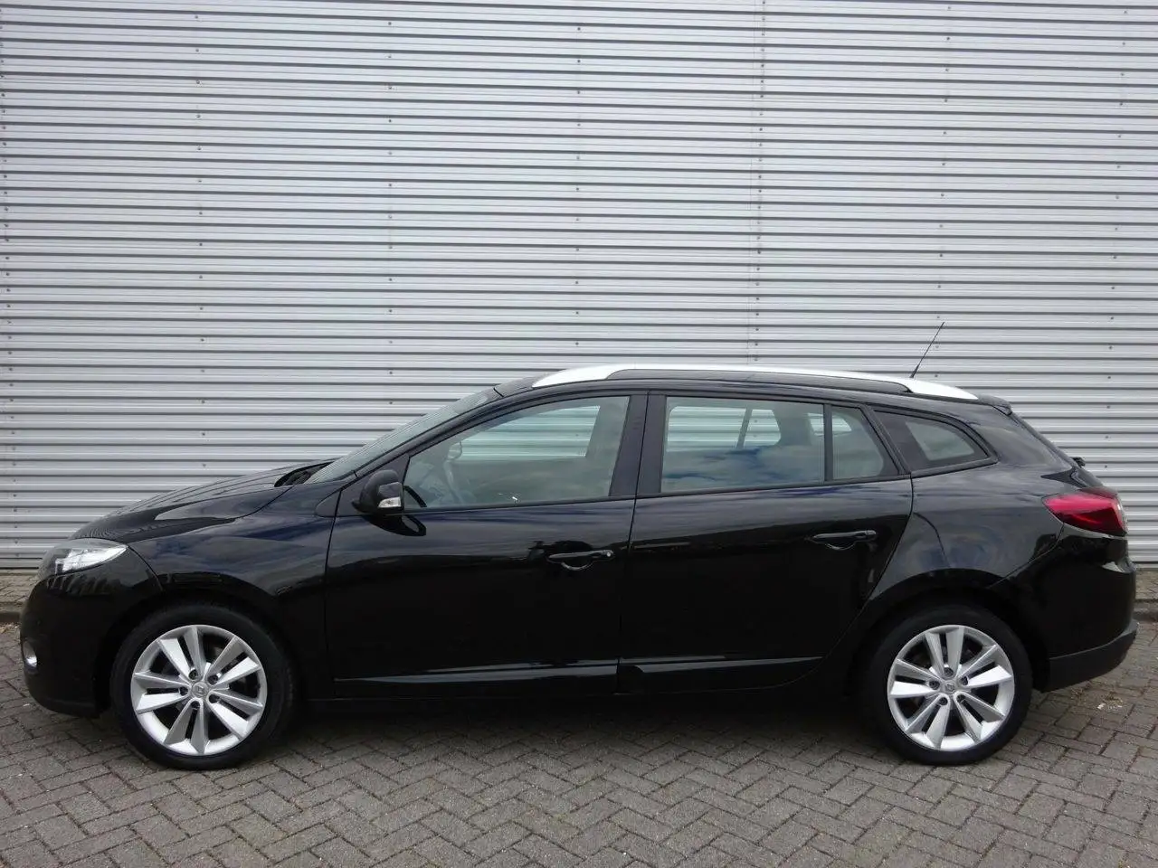 Renault Megane Grandtour — photo 3