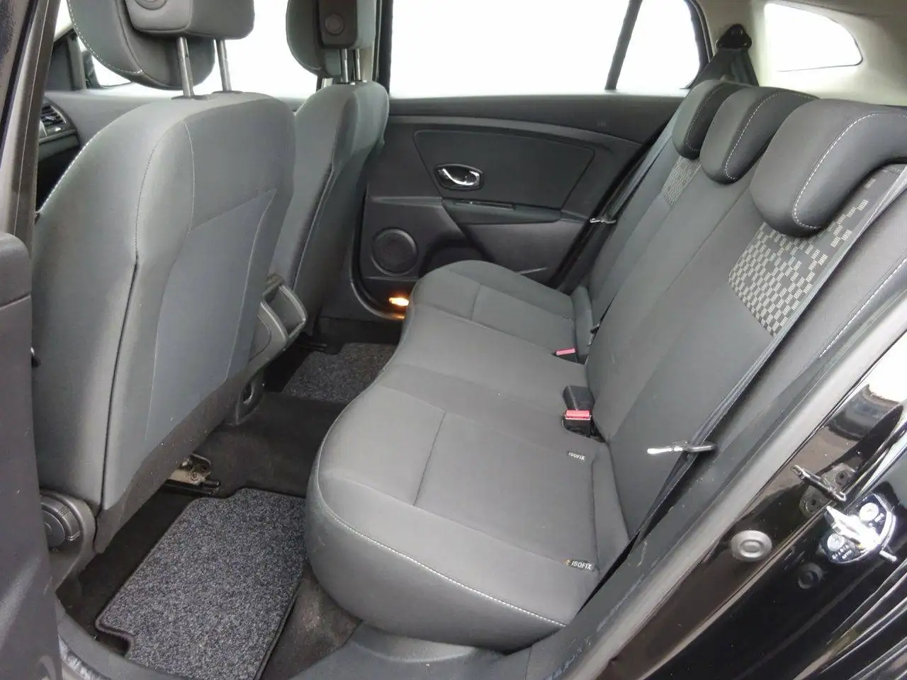 Renault Megane Grandtour — photo 6