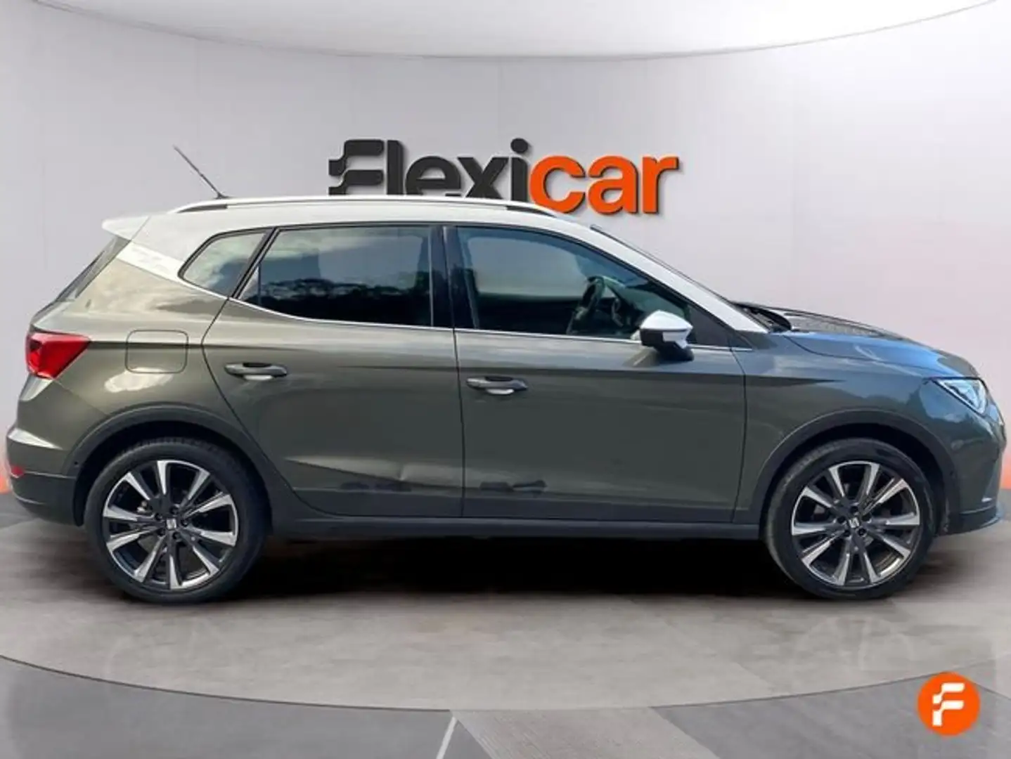 SEAT Arona 1.5 TSI 110kW DSG Xperience Special Ed Gris - 2