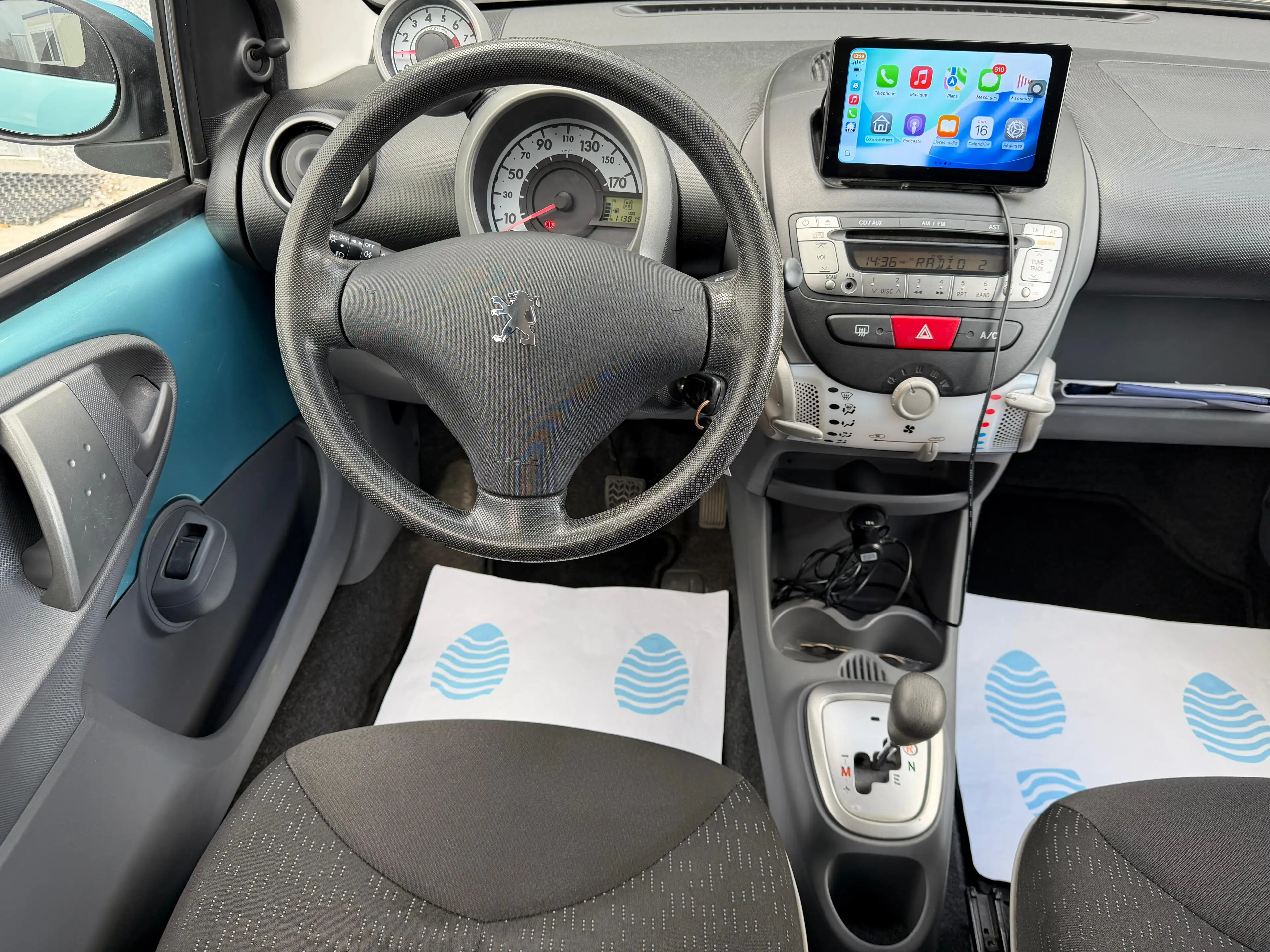 Peugeot 107 107 1.0i Essence AUTOMATIQUE euro 5 — photo 4