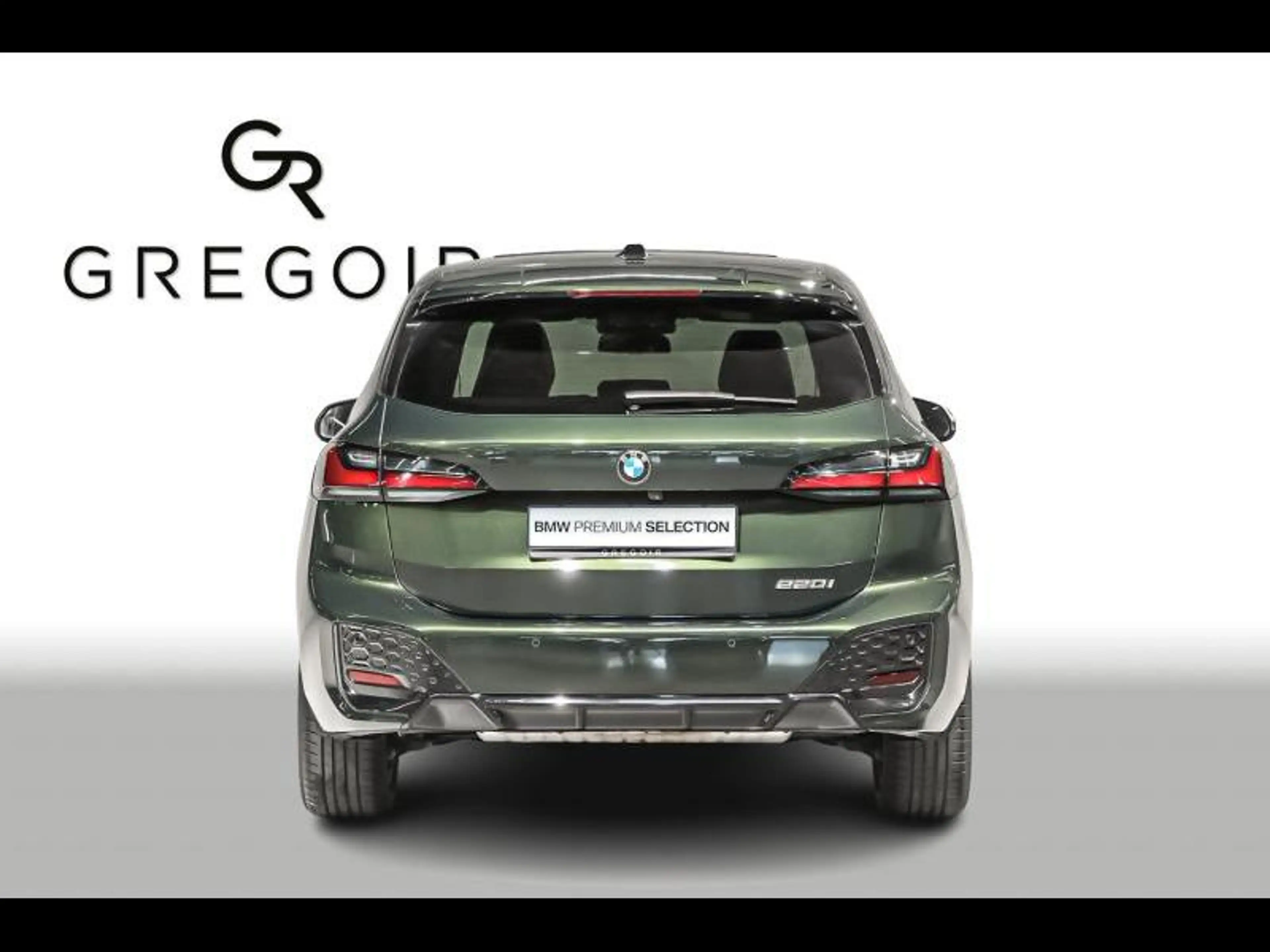 BMW 220 i Active Tourer - MPACK|PANO|COMFORT|DASS|DAB — photo 4