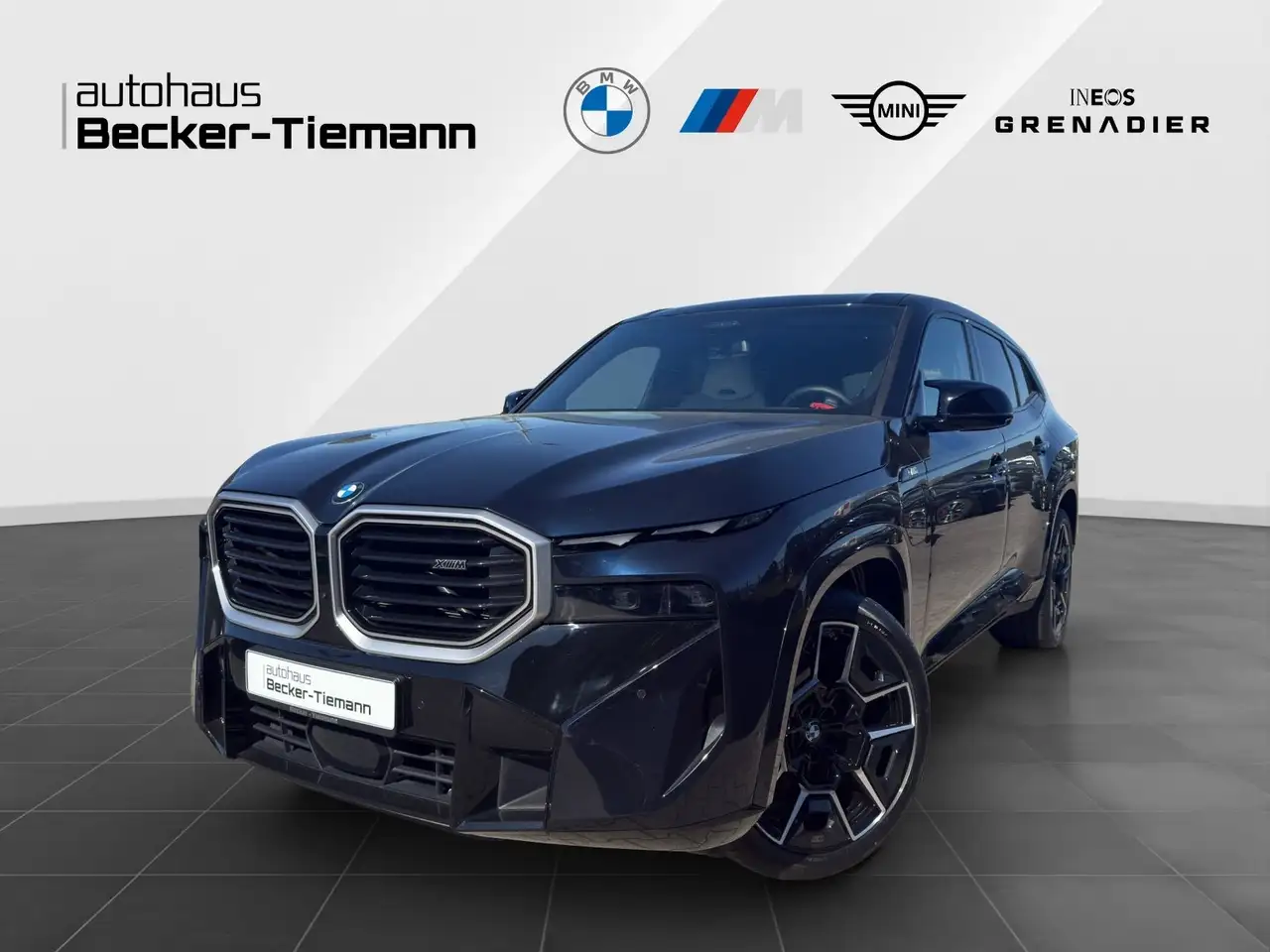 BMW XM 50e NP: € 140.750,--