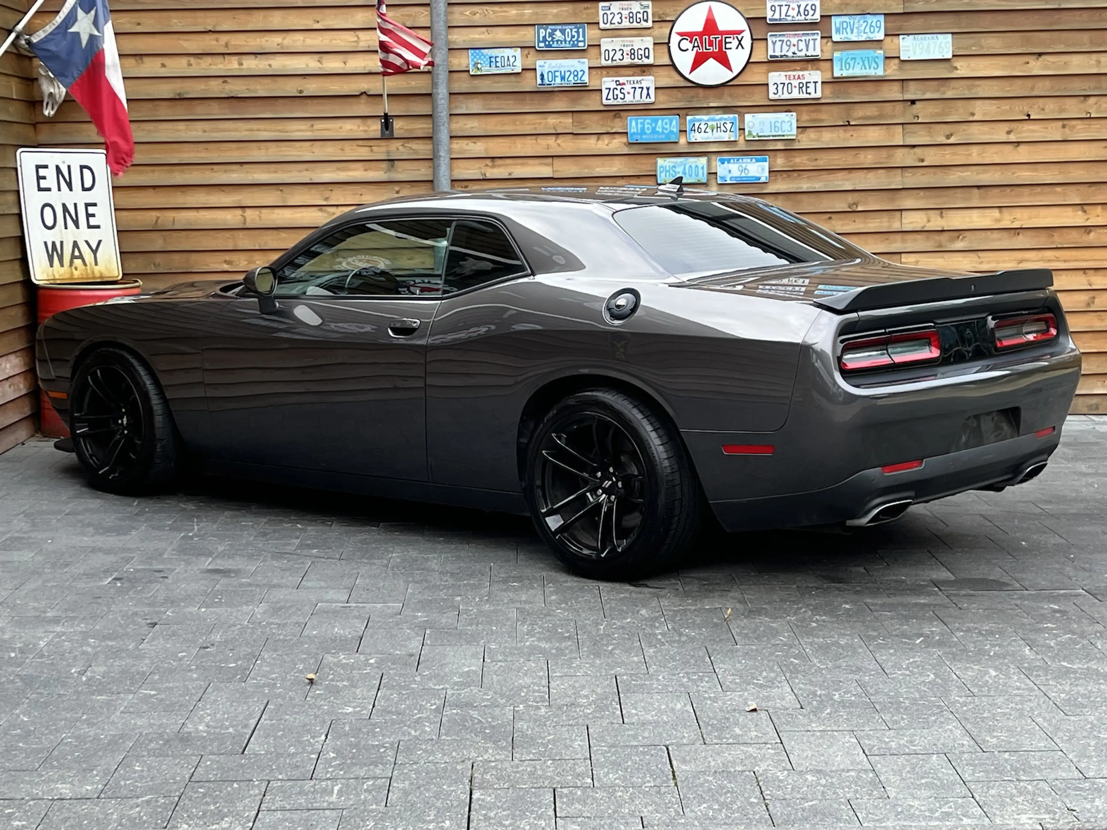 Dodge Challenger 6,4L Scat Pack 392 R/T BREMBO Kamera — photo 11