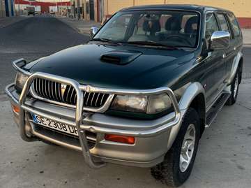Montero Sport 2.5 TDi GLS