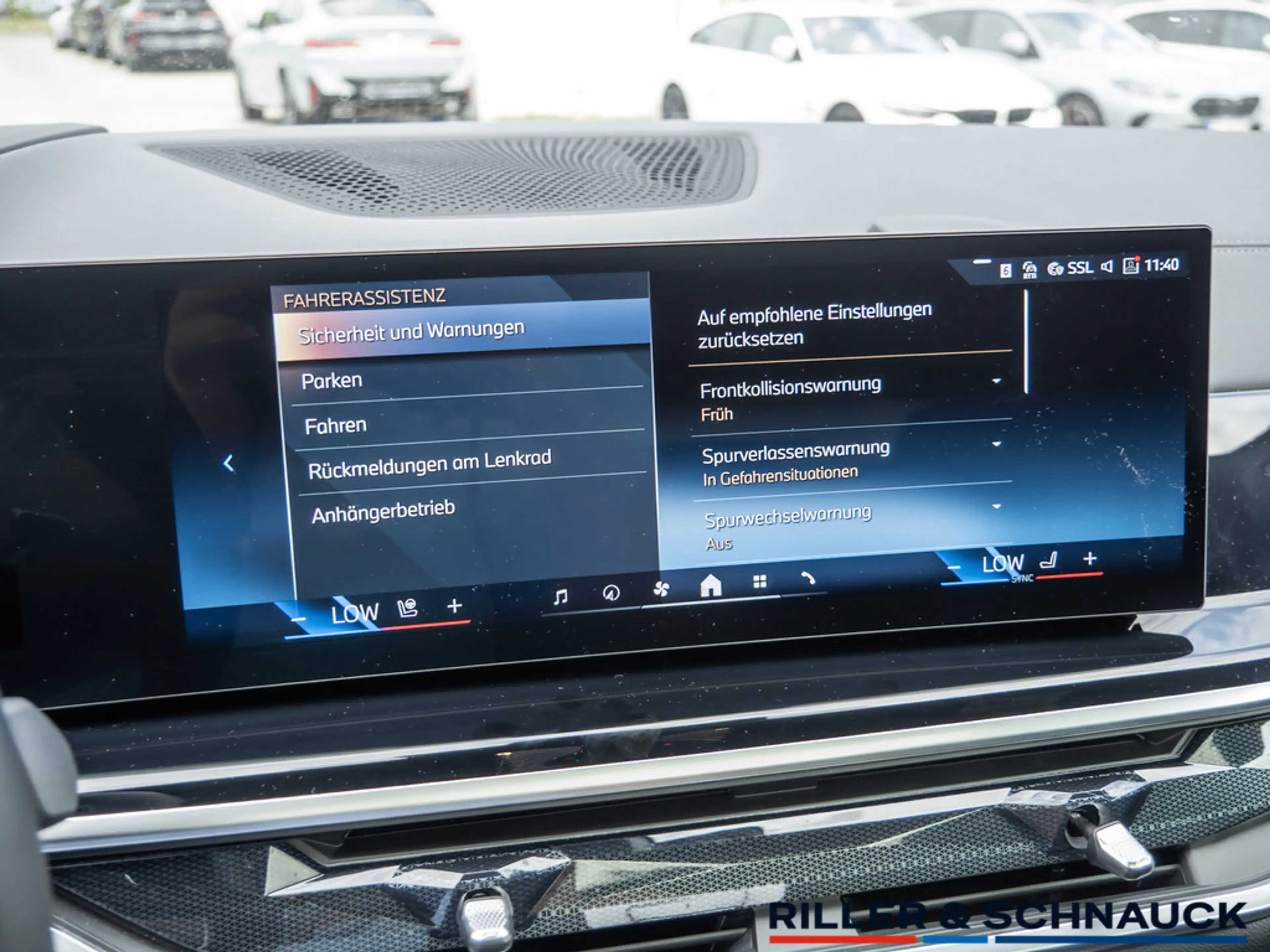 BMW X6 xDrive40d M-Sport — photo 12