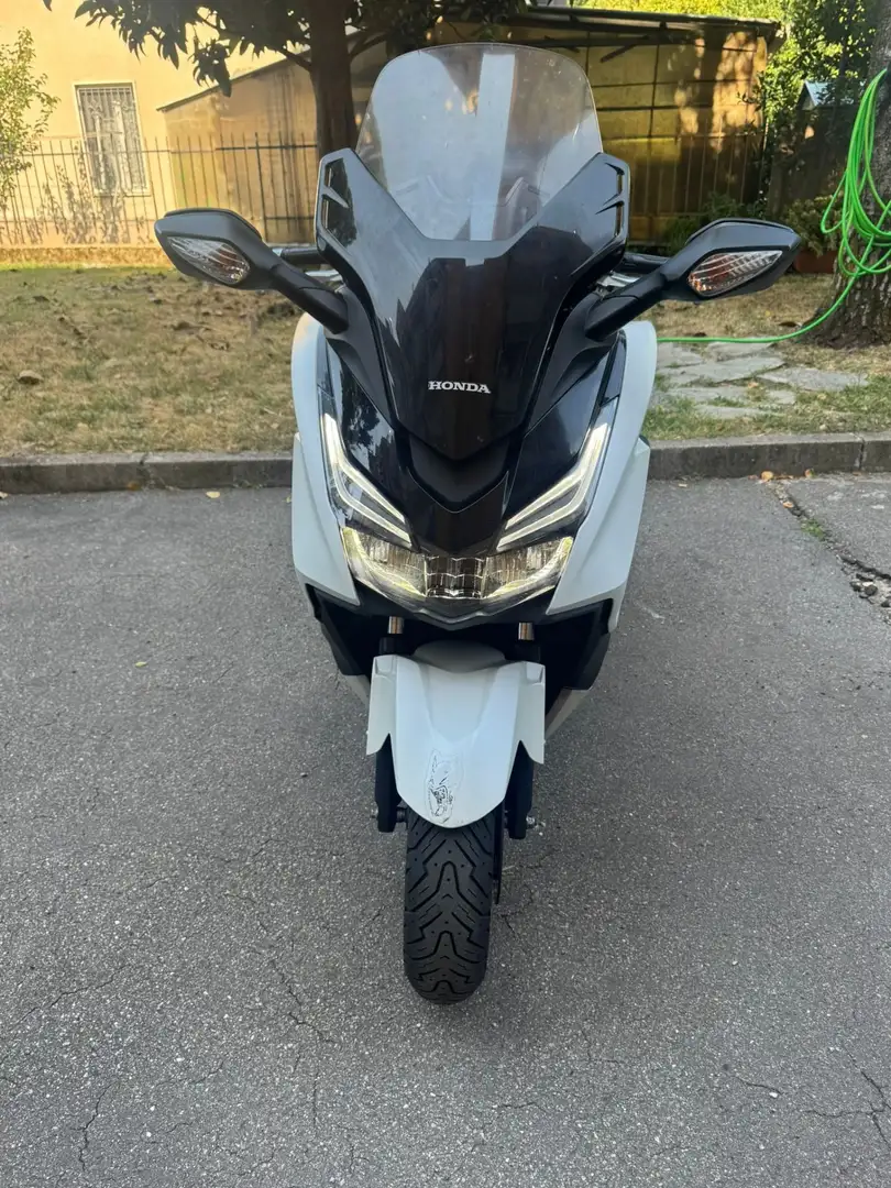 Honda Forza 125 ABS Bílá - 1