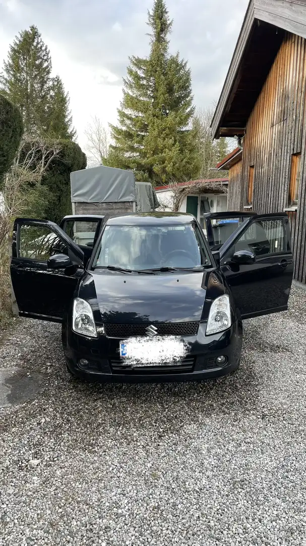 Suzuki Swift 1,3 GL Schwarz - 1
