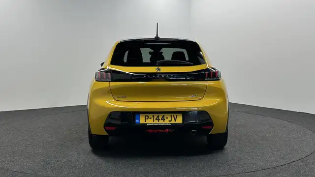 Peugeot 208 view 7