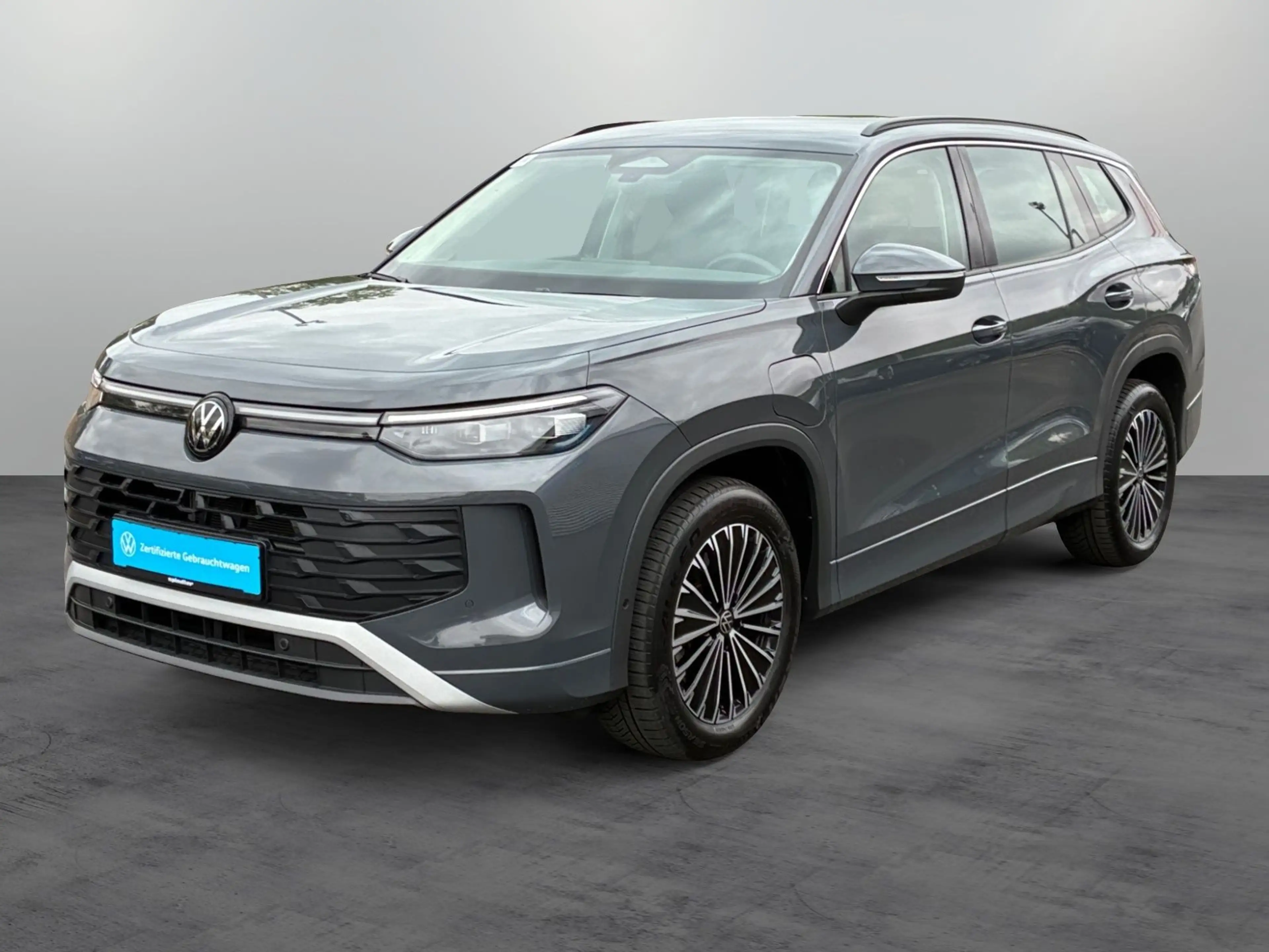 Volkswagen Tayron Life 1.5 eHybrid DSG / CarPlay, LED+, AHK — photo 2