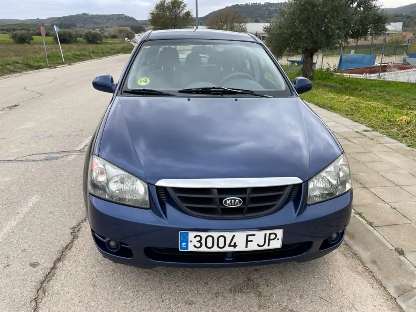 Kia Cerato 1.6CRDI LX Blau - 2
