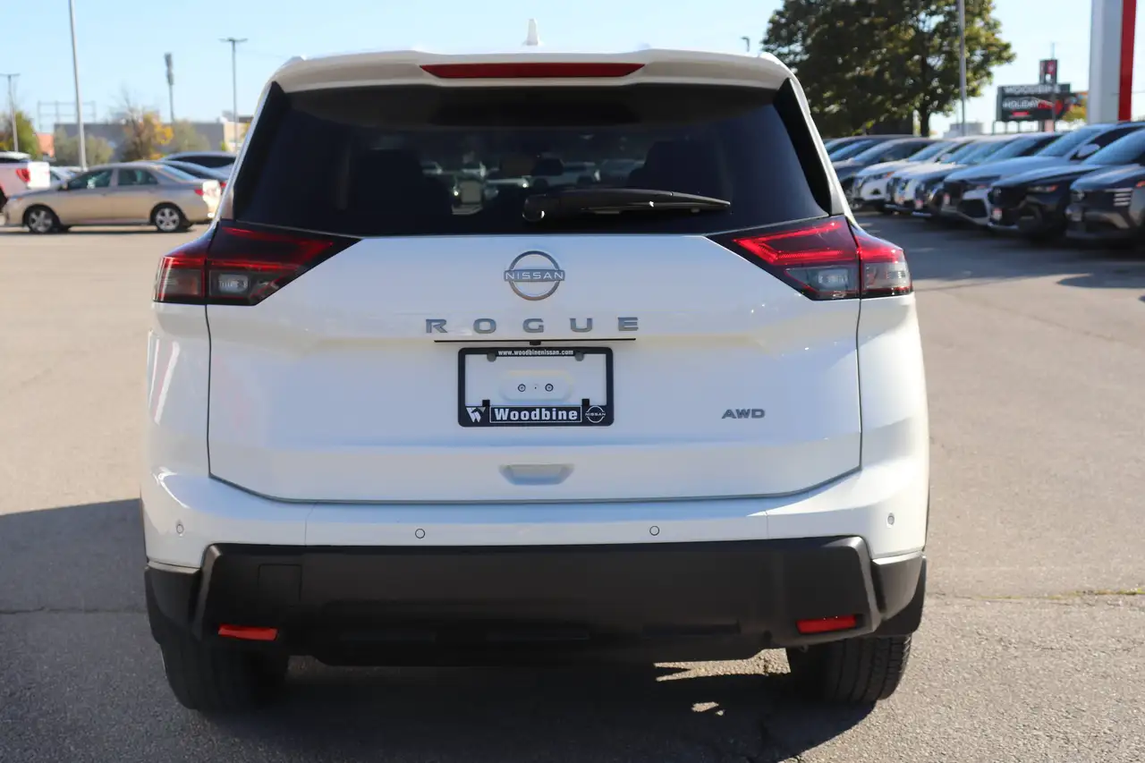 Nissan Rogue photo Nissan Rogue