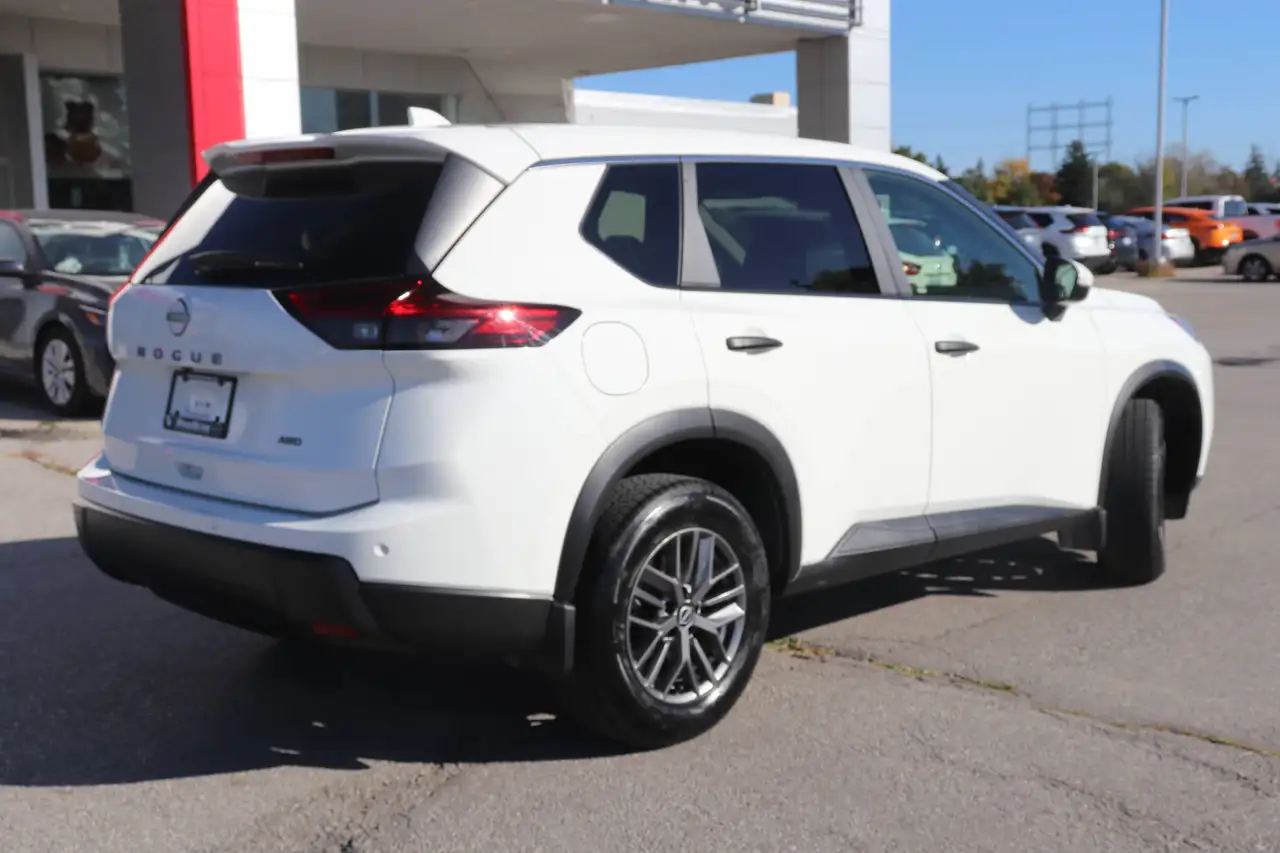 Nissan Rogue photo Nissan Rogue