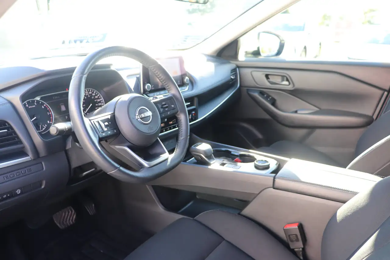 Nissan Rogue photo Nissan Rogue
