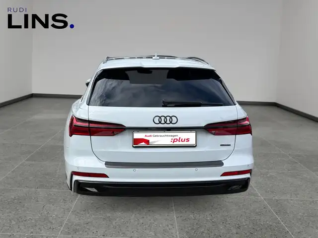 Audi A6 view 4