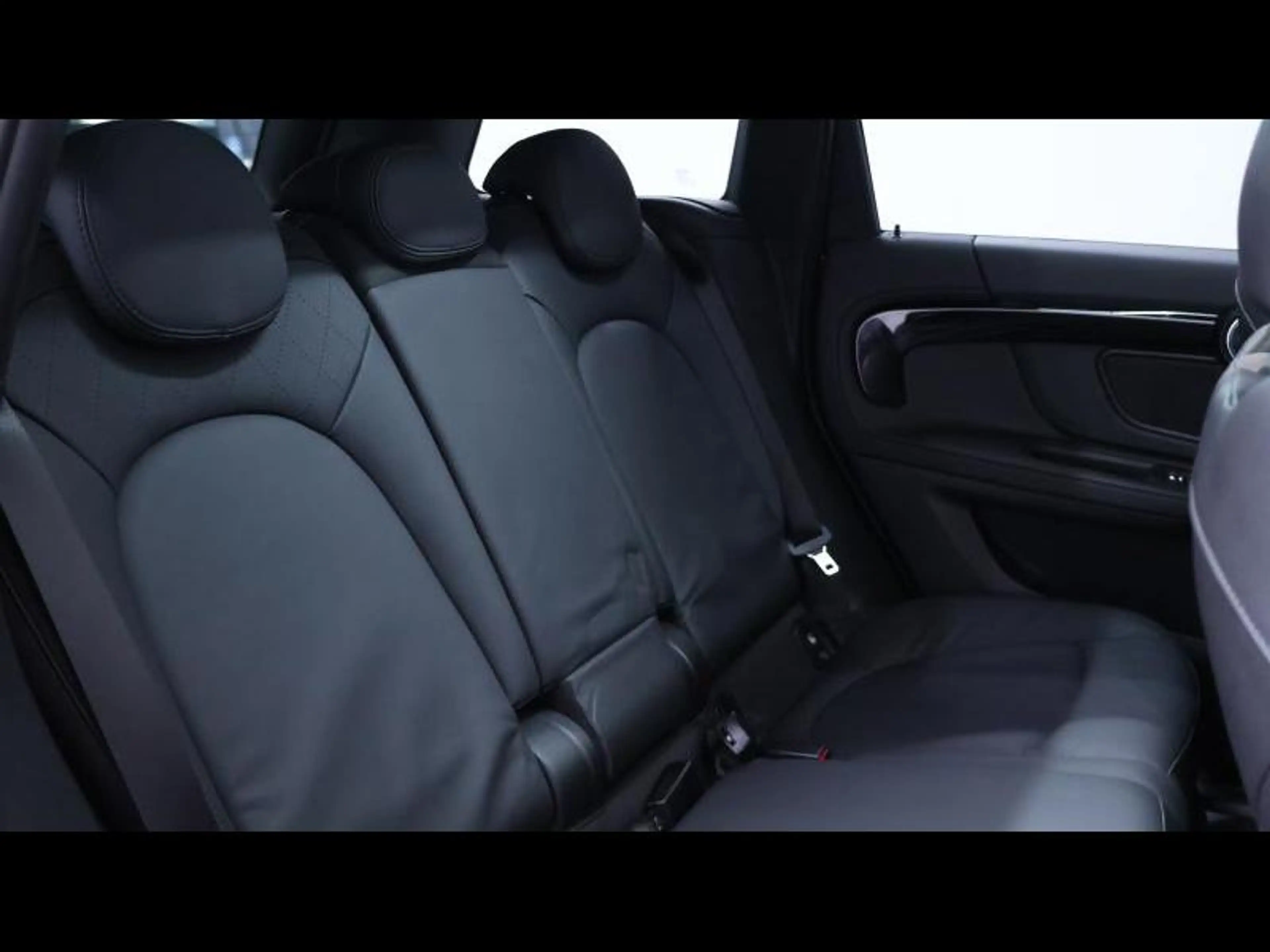 MINI Cooper SE Countryman 1.5 Cooper SE Steptronic — photo 14