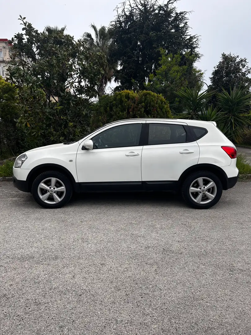 Nissan Qashqai Alb - 2