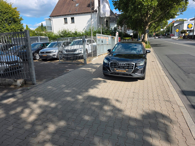 Audi Q2 35 TFSI  Automatik,Klimaautom,PDC,NAVi,Kamera — photo 12