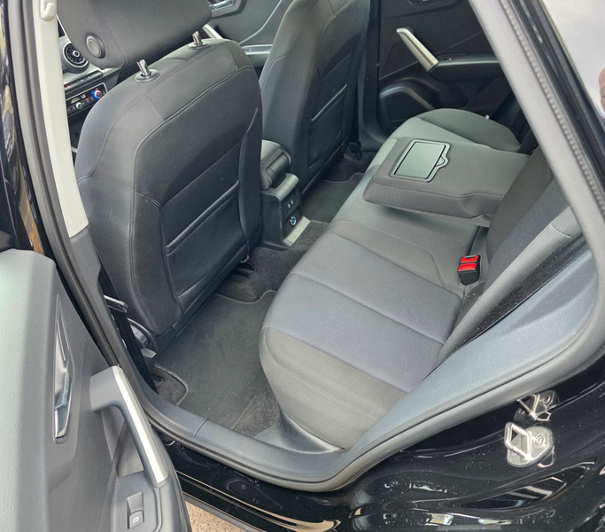 Audi Q2 35 TFSI  Automatik,Klimaautom,PDC,NAVi,Kamera — photo 22