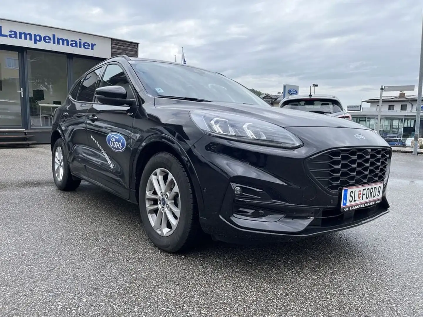 Ford Kuga ST-Line Schwarz - 1