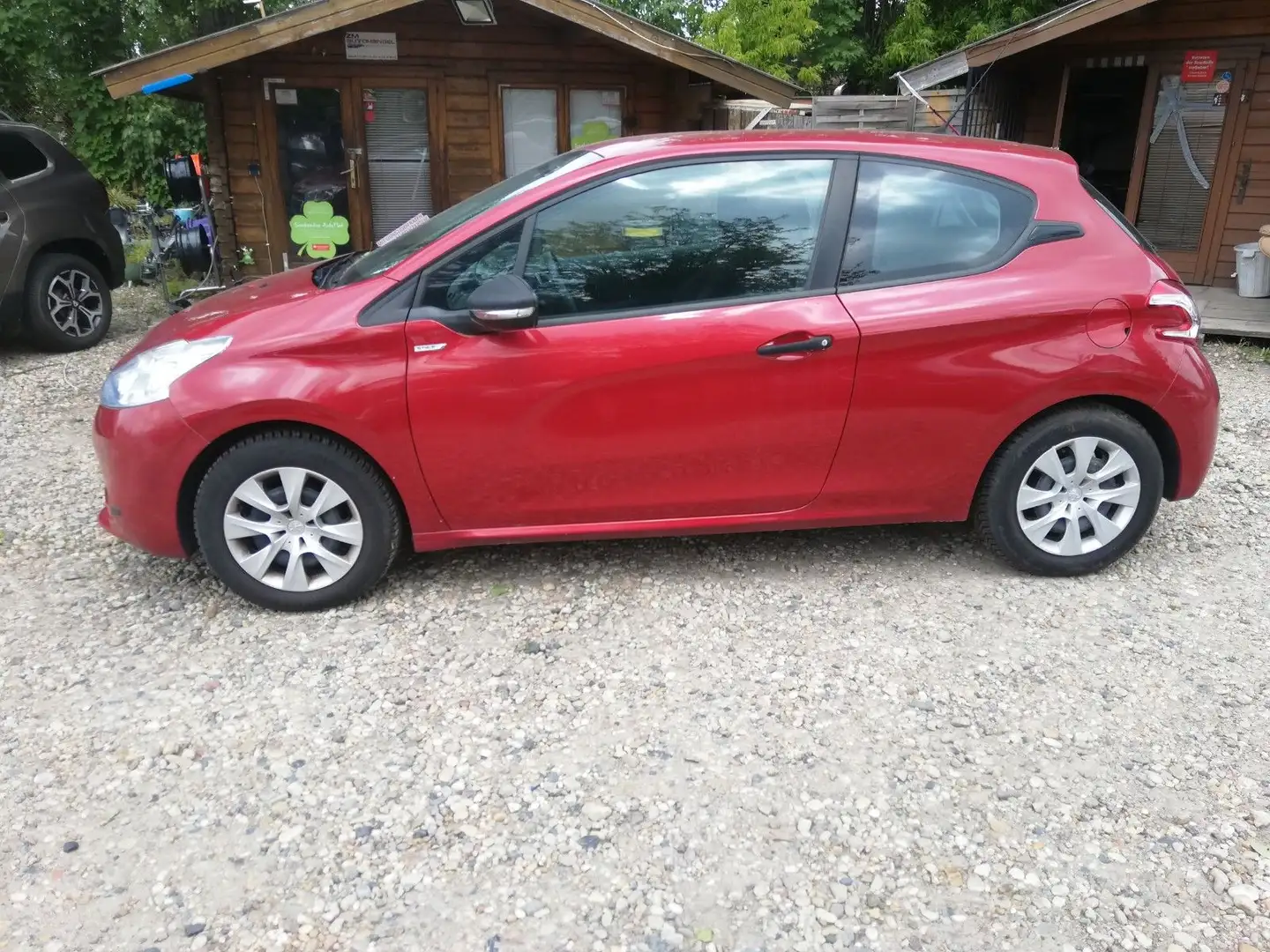 Peugeot 208 1.0 Access 68 VTi Rot - 2