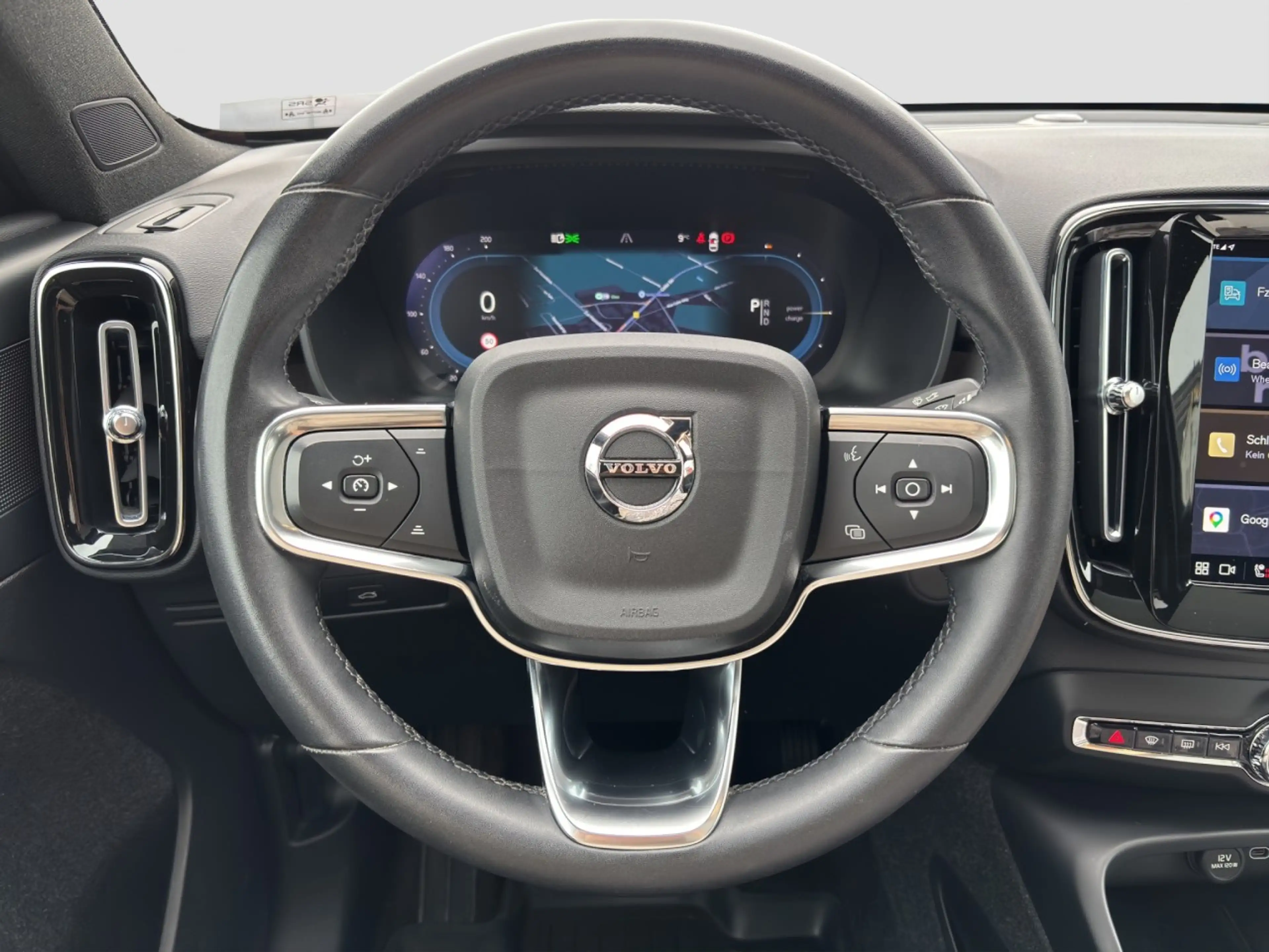 Volvo C40 Recharge Pure Electric Plus/20Z/LHZ/GJR/Pano — photo 7