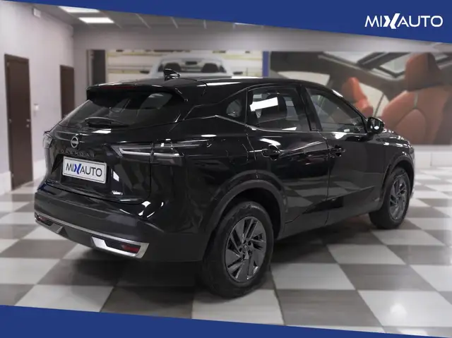 Nissan Qashqai view 5