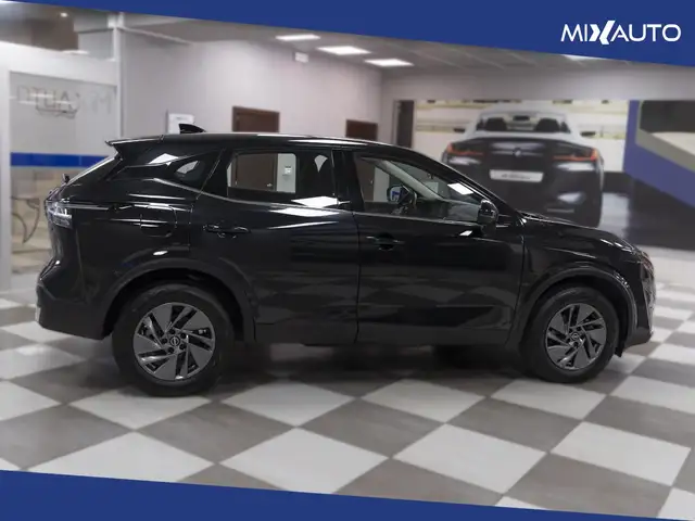 Nissan Qashqai view 6