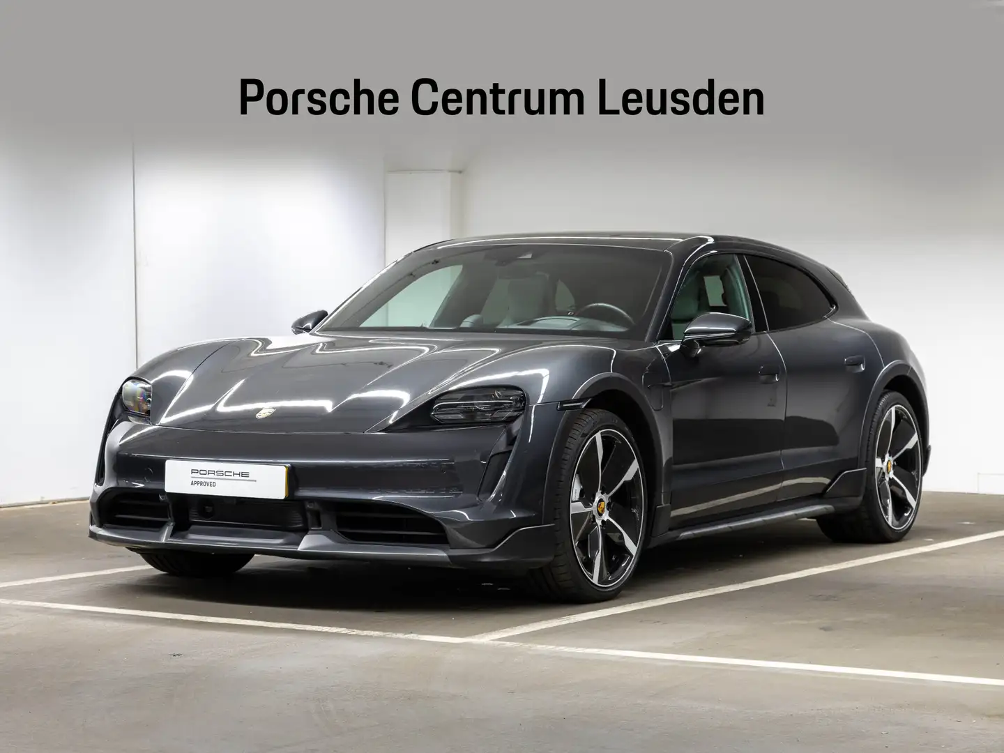 Porsche Taycan Turbo Cross Turismo Grau - 1
