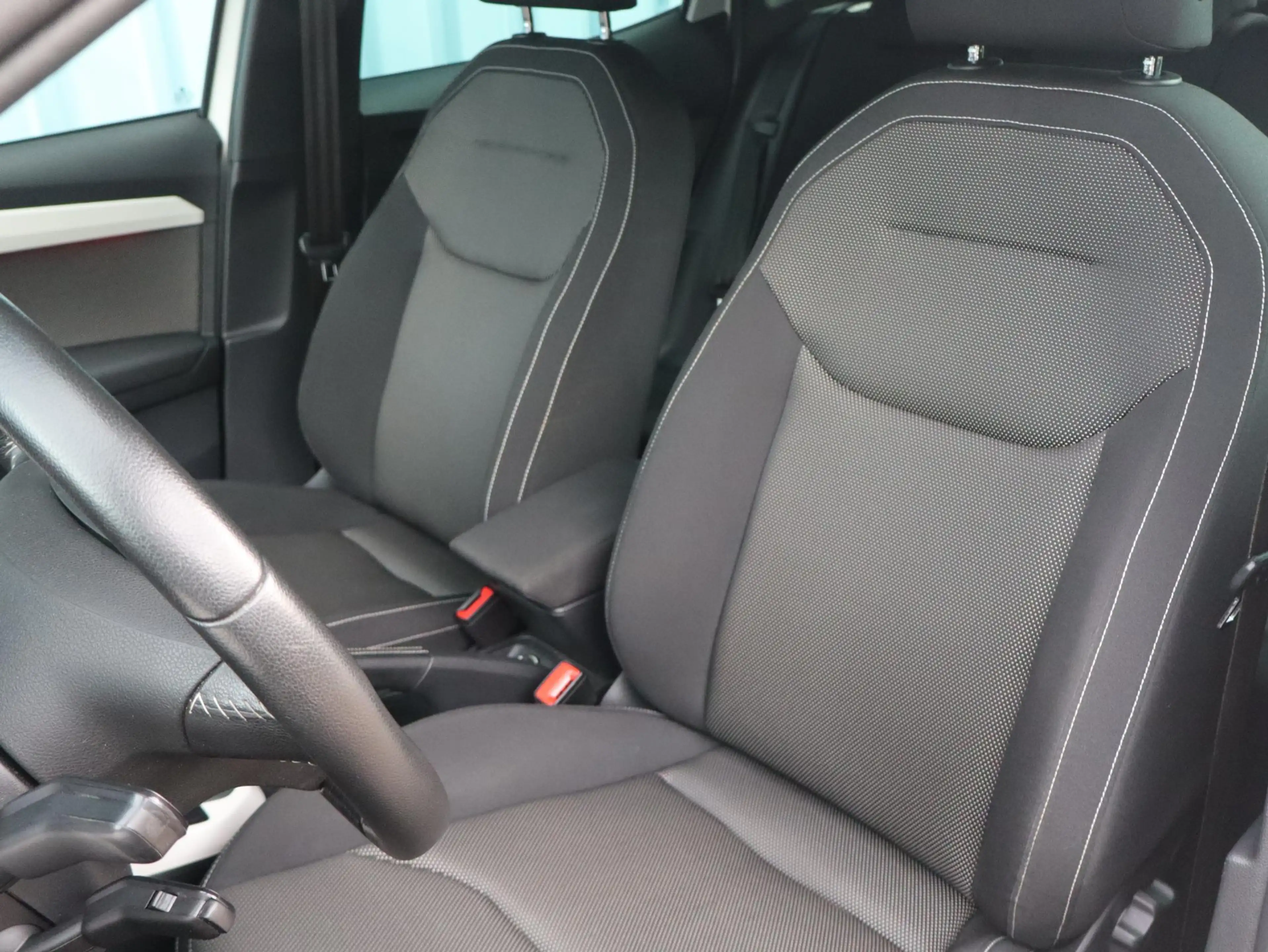 SEAT Arona 1.0 TSI 110pk Xcellence Intense | NAVI | TREKHAAK — photo 8