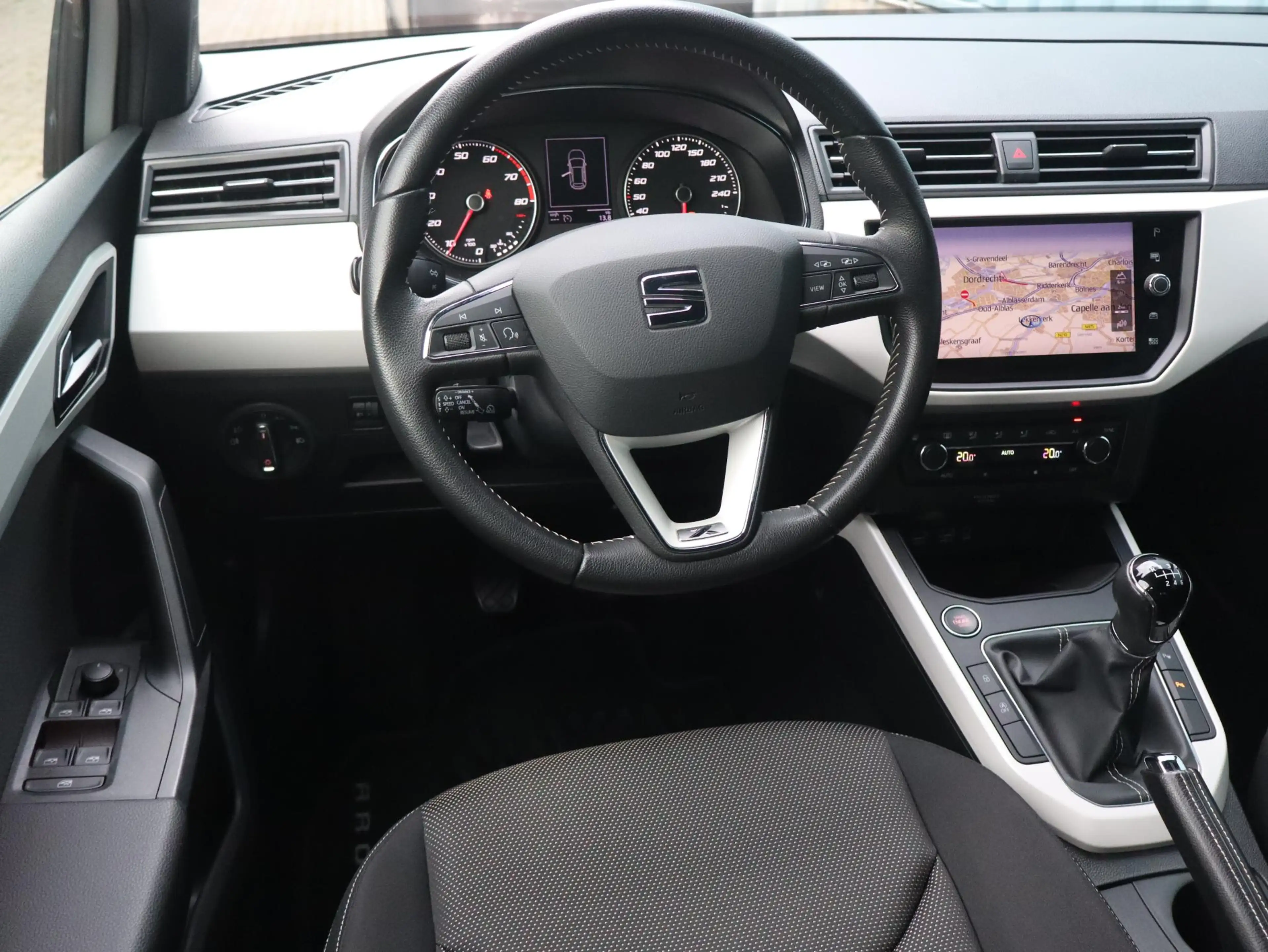 SEAT Arona 1.0 TSI 110pk Xcellence Intense | NAVI | TREKHAAK — photo 10