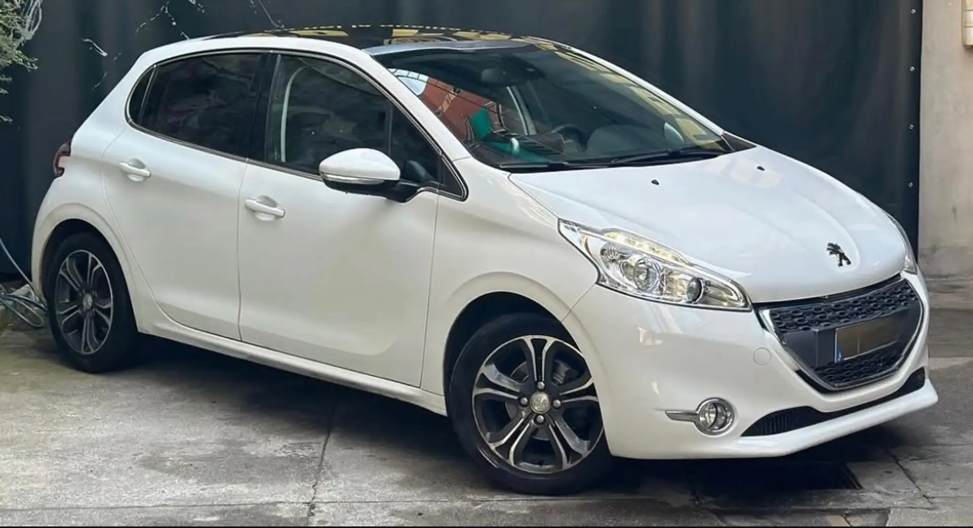 Peugeot 208 Allure 1.4 HDI Bianco - 2