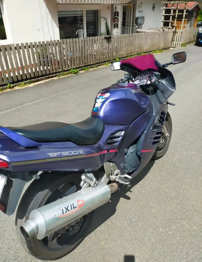 Suzuki RF 900 - 2