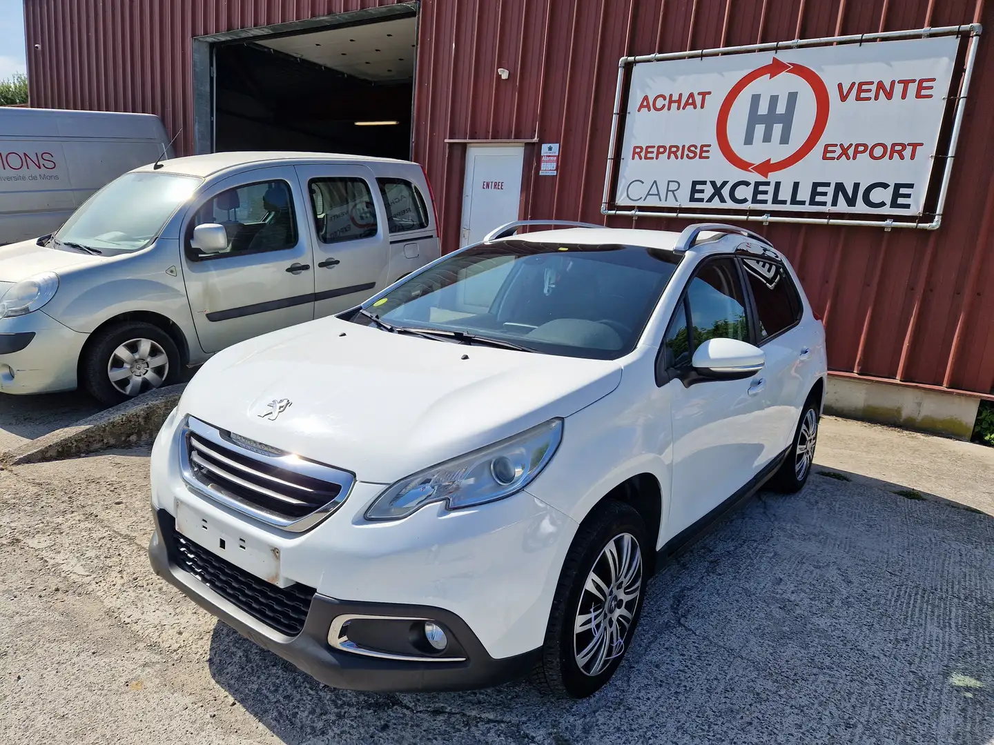 Peugeot 2008 1.6 e-HDi Style Blanc - 2