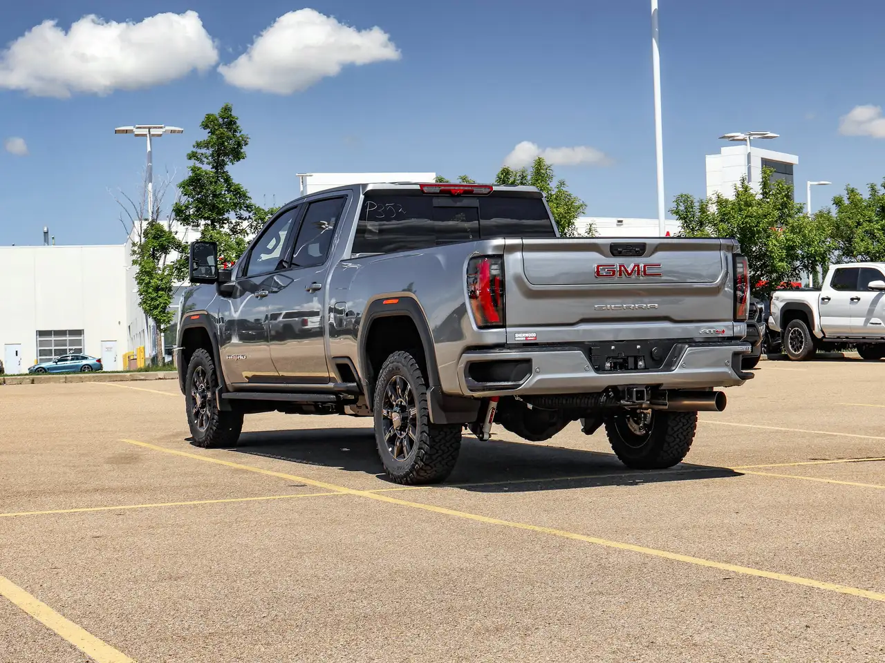 GMC Sierra 3500HD photo GMC Sierra 3500HD