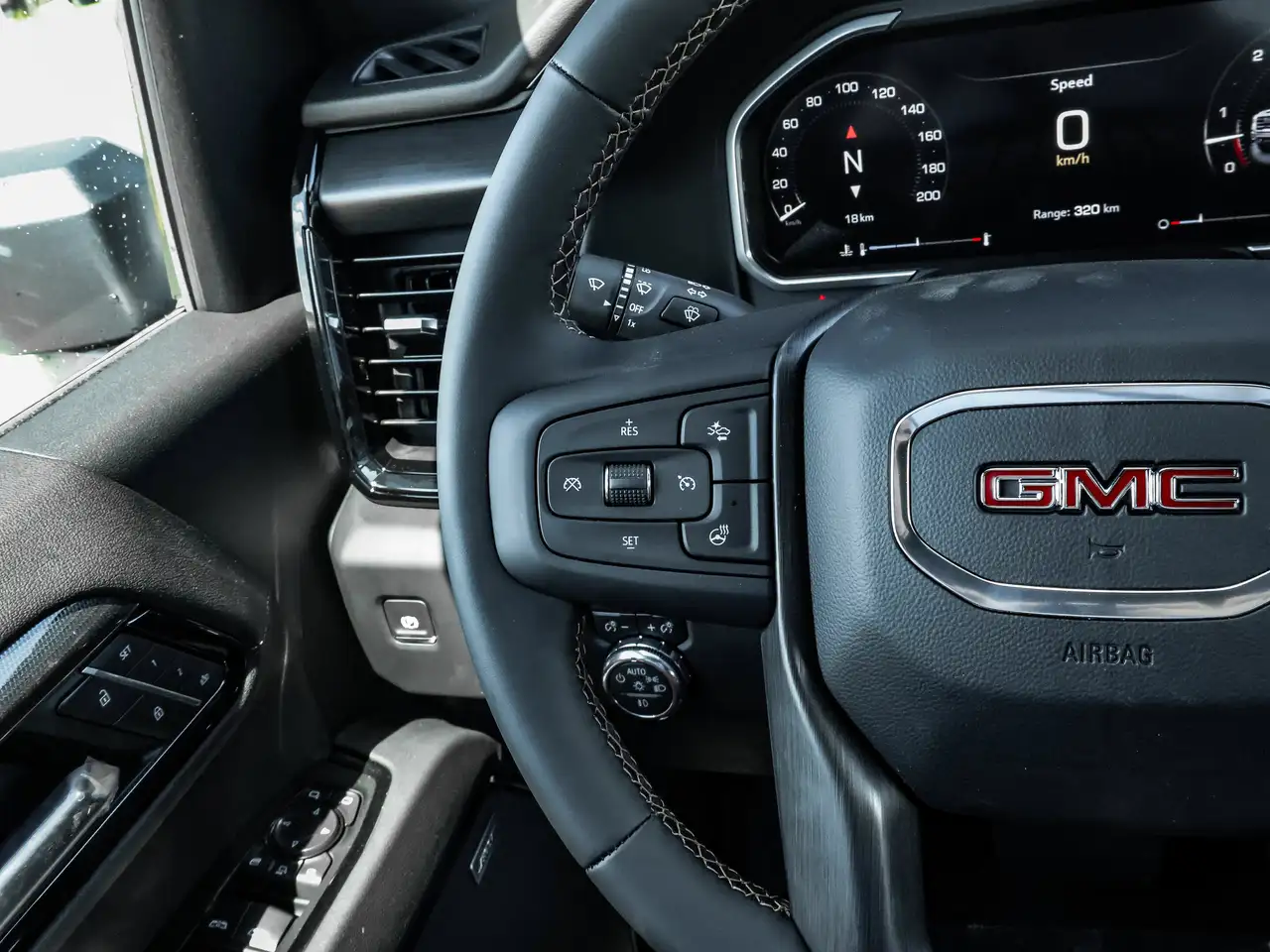 GMC Sierra 3500HD photo GMC Sierra 3500HD