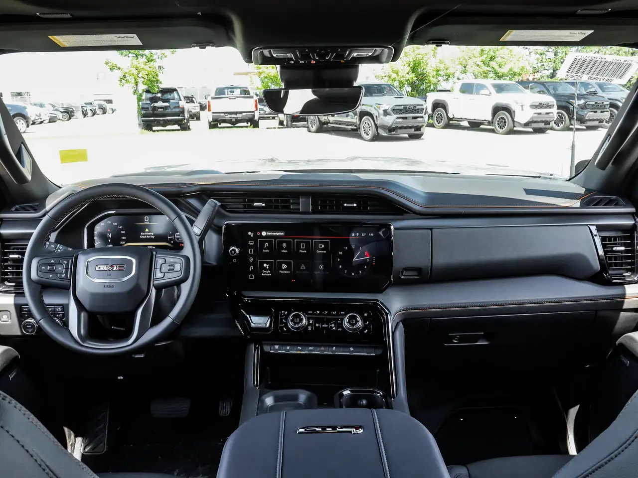 GMC Sierra 3500HD photo GMC Sierra 3500HD
