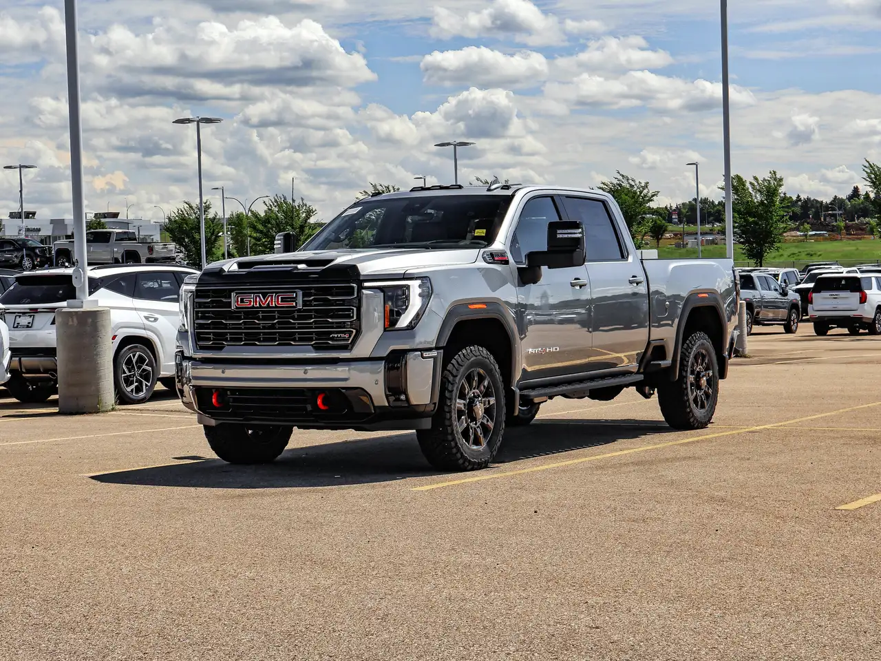 GMC Sierra 3500HD photo GMC Sierra 3500HD